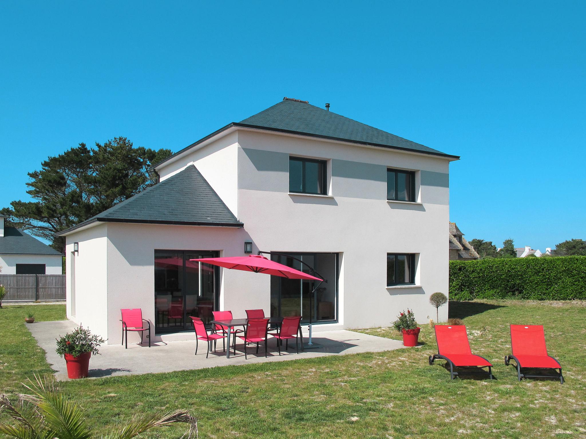 Photo 1 - Maison de 4 chambres à Cléder avec terrasse et vues à la mer