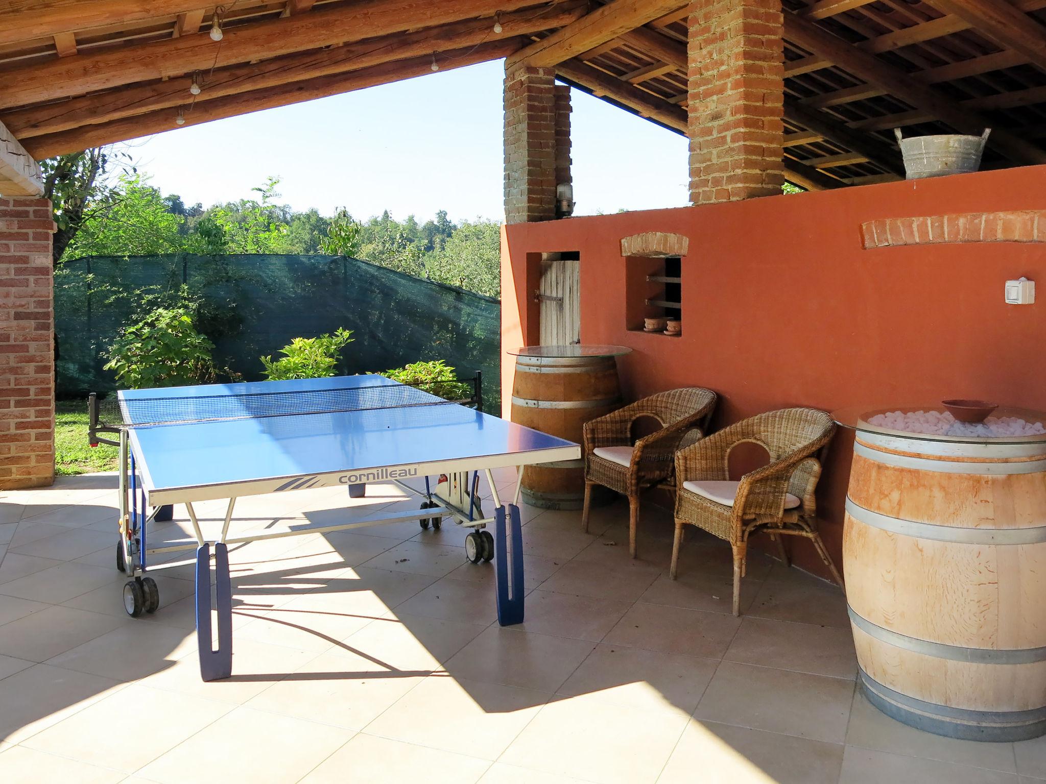 Photo 25 - Maison de 3 chambres à Capriglio avec piscine privée et jardin