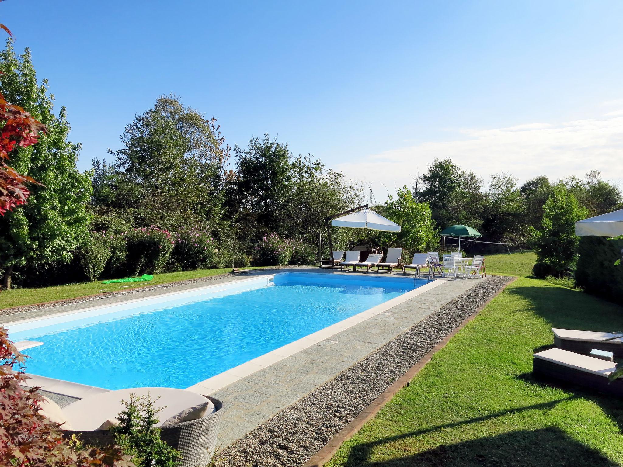 Photo 29 - 3 bedroom House in Capriglio with private pool and garden