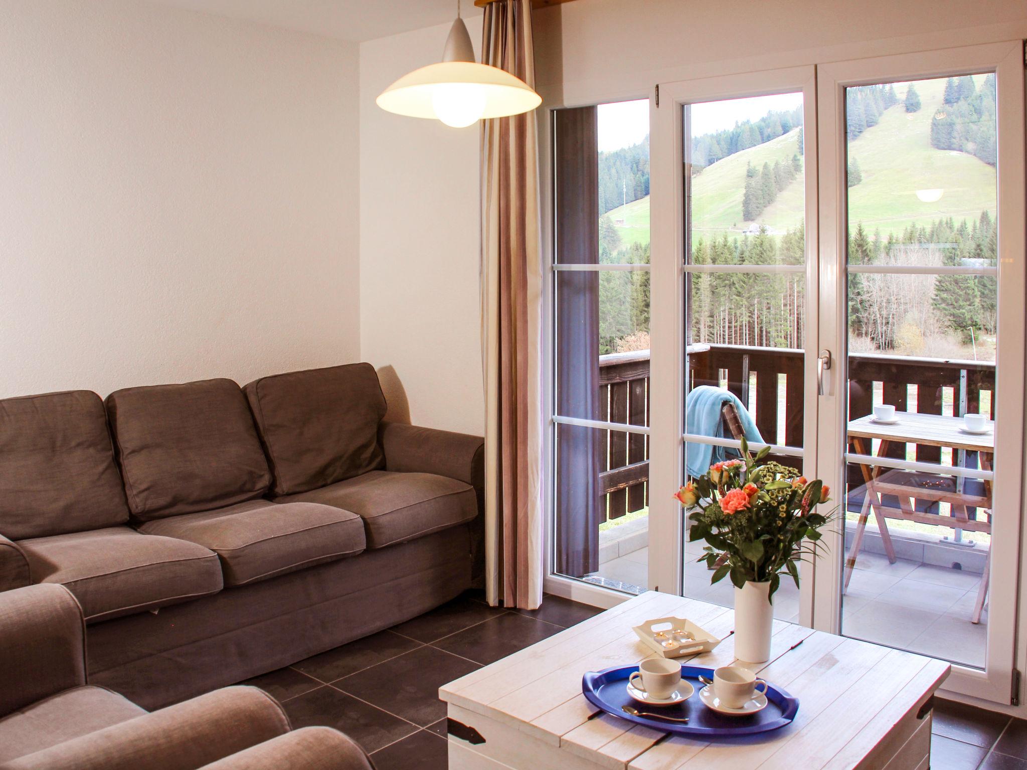 Foto 4 - Apartment mit 1 Schlafzimmer in Greyerz mit blick auf die berge