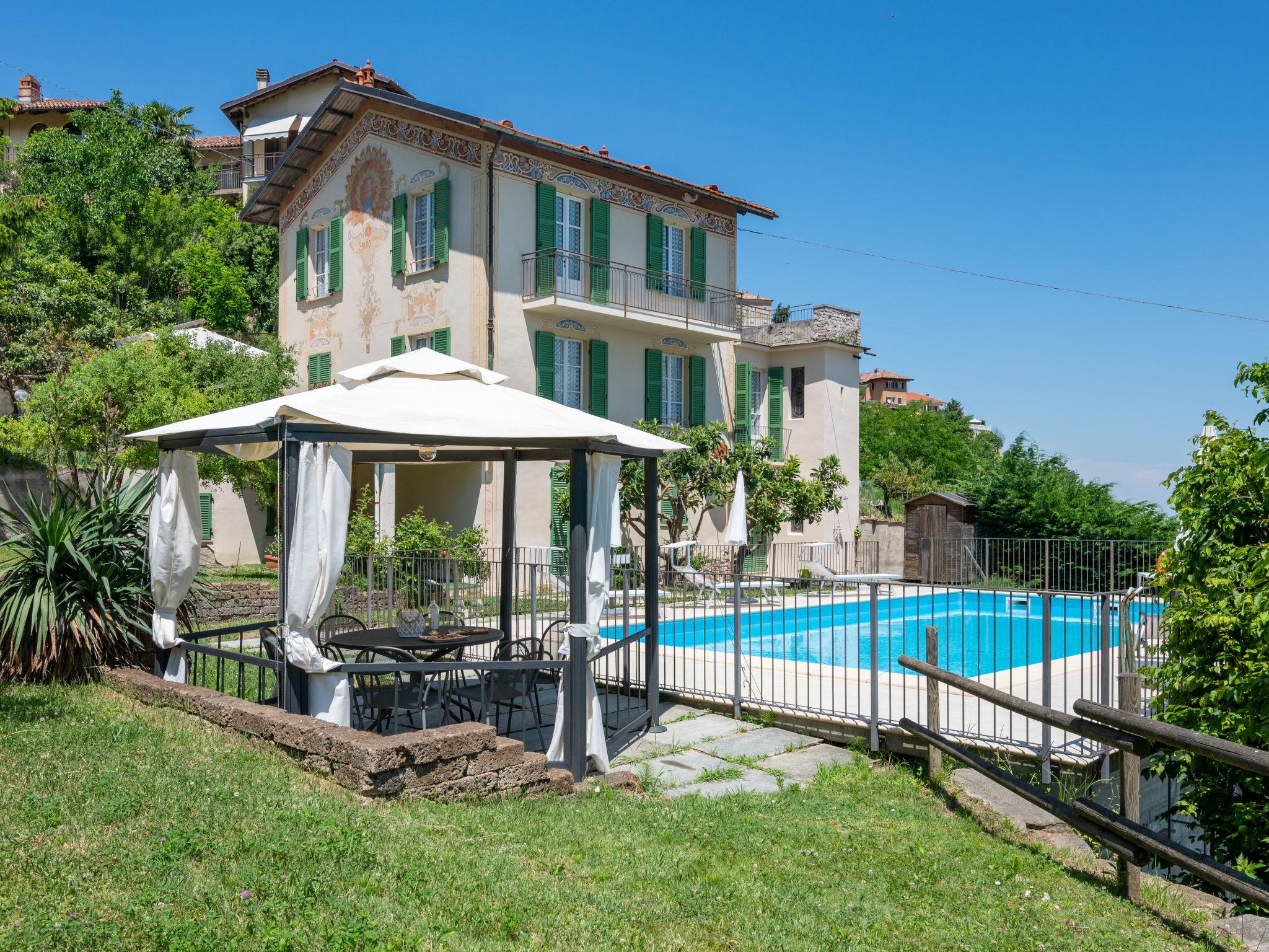 Foto 1 - Casa de 4 quartos em La Morra com piscina e jardim