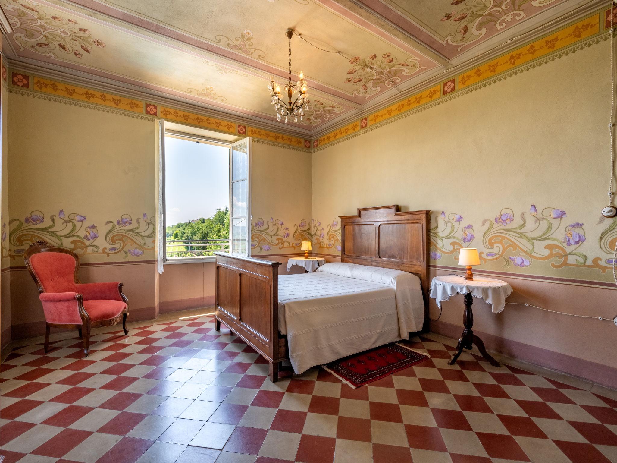 Foto 19 - Casa con 4 camere da letto a La Morra con piscina e giardino