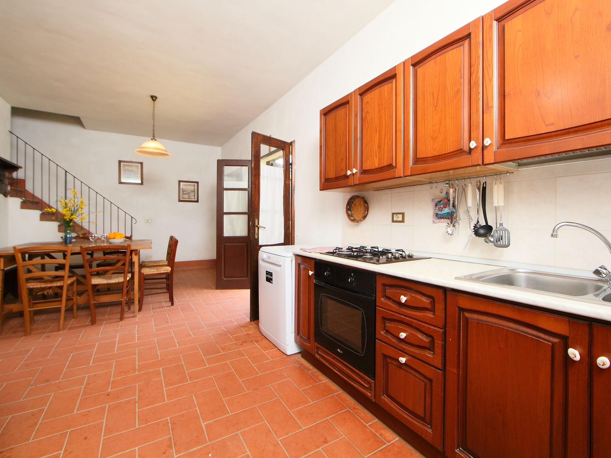 Photo 5 - 5 bedroom House in Gaiole in Chianti with swimming pool and garden