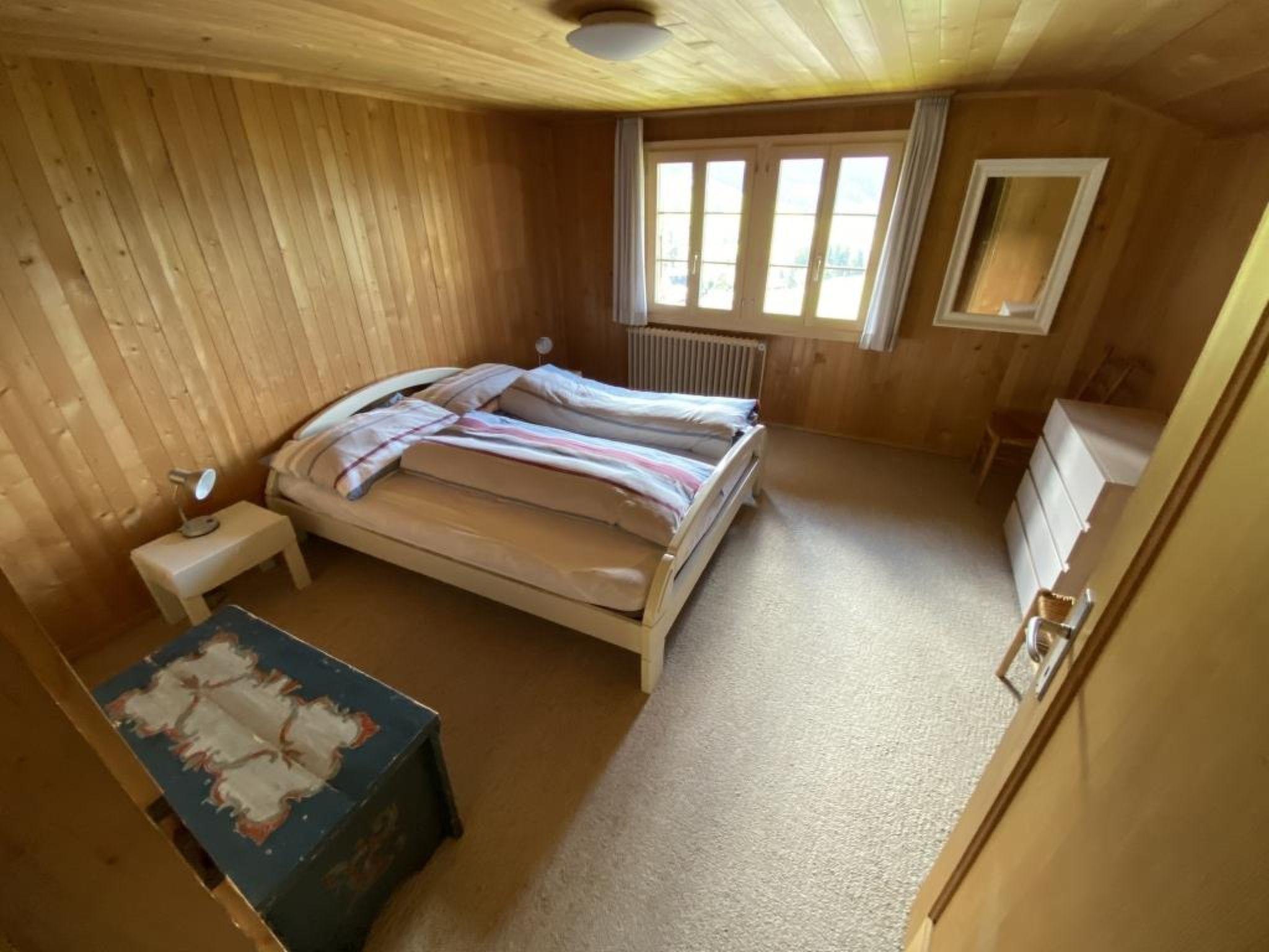 Foto 15 - Apartment mit 4 Schlafzimmern in Saanen
