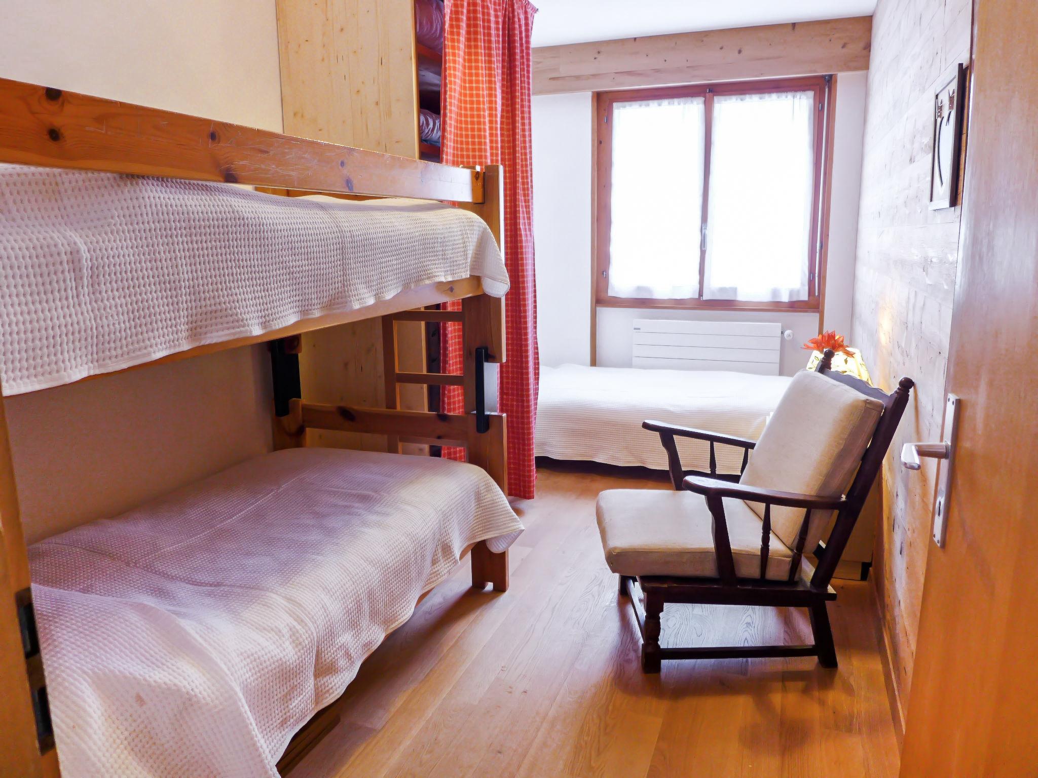Foto 10 - Apartment mit 2 Schlafzimmern in Ollon mit garten und blick auf die berge