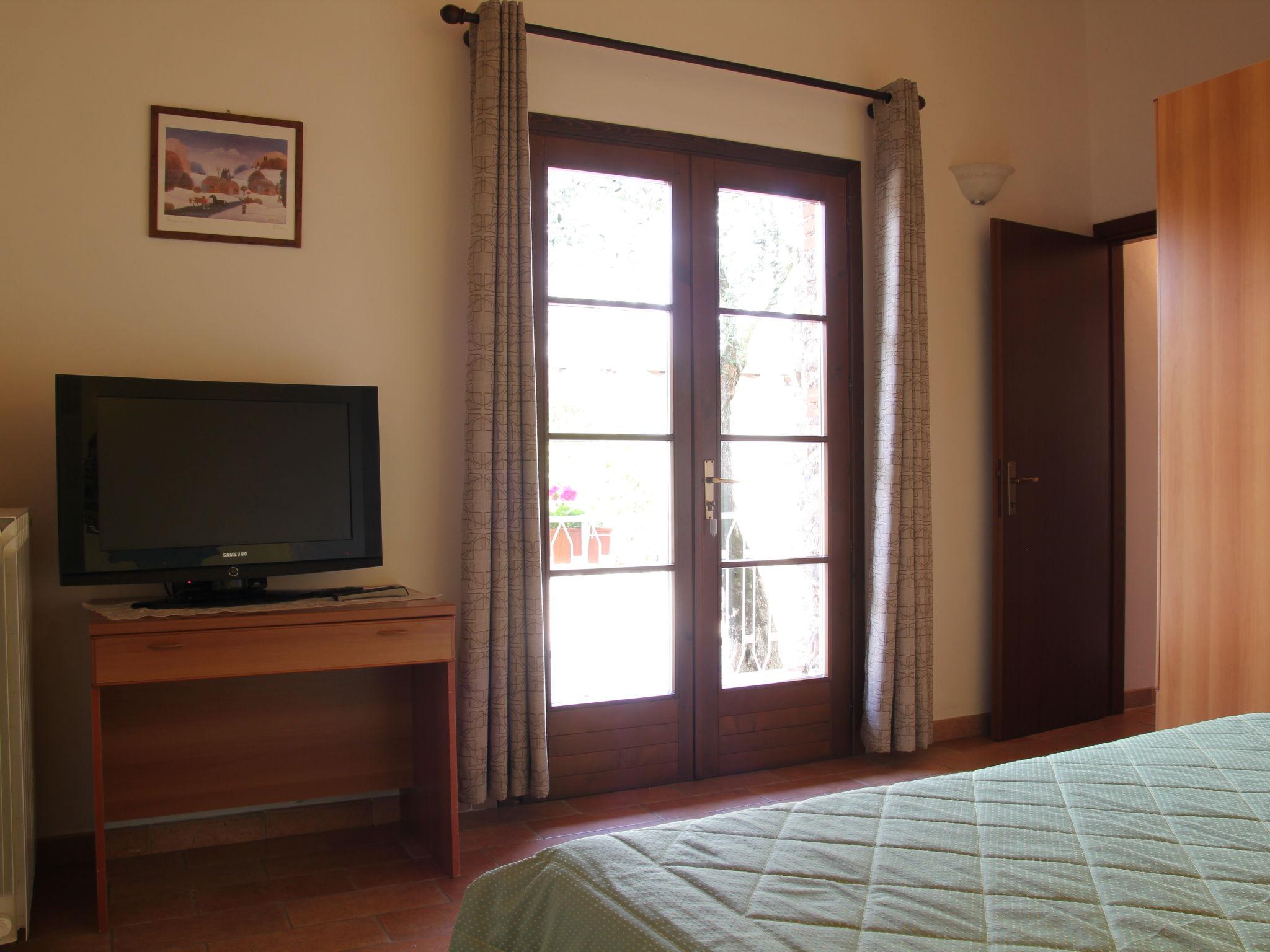 Foto 10 - Apartamento de 1 quarto em Tremosine sul Garda com piscina e jardim