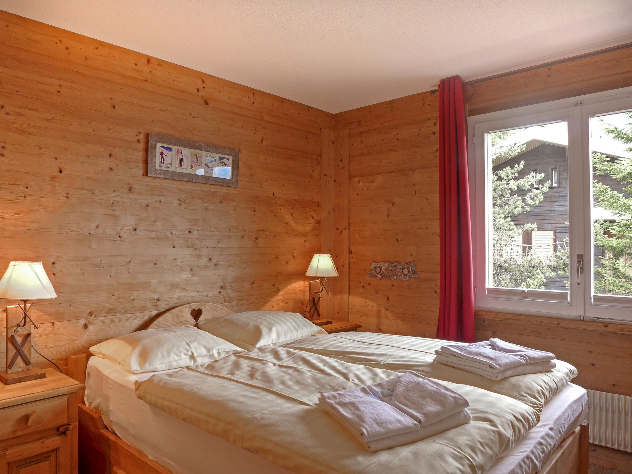 Foto 3 - Appartamento con 2 camere da letto a Lauterbrunnen