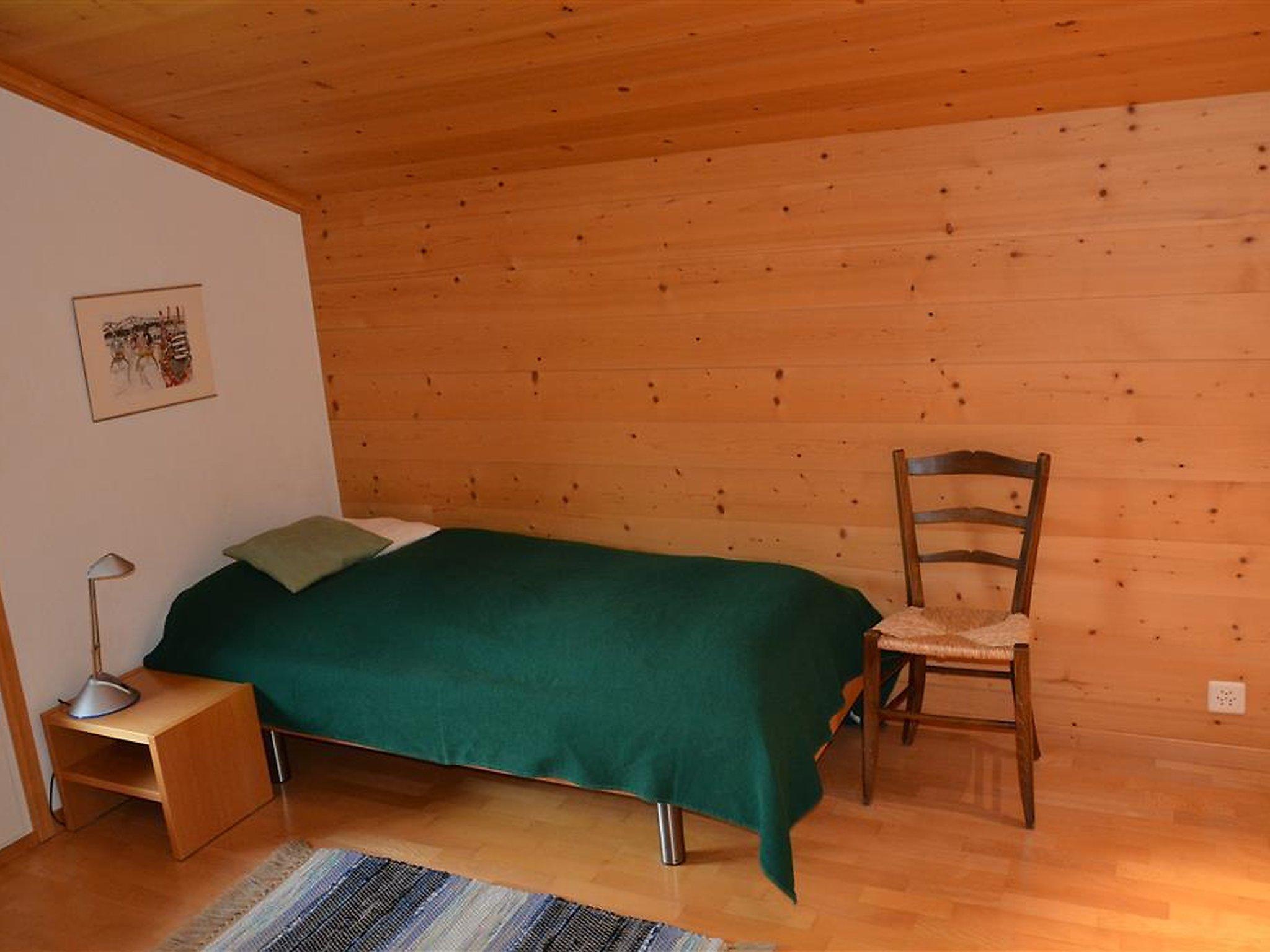 Foto 11 - Appartamento con 3 camere da letto a Saanen