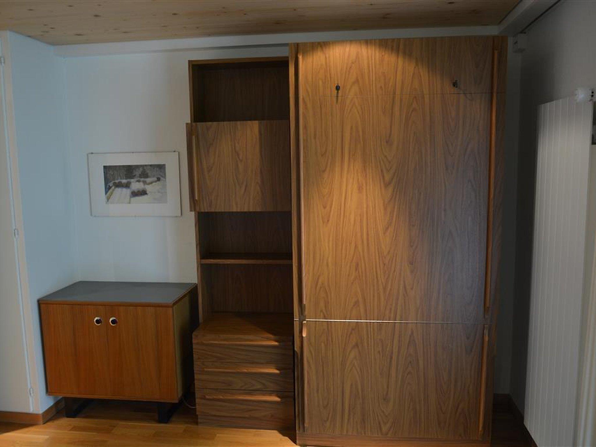 Foto 15 - Appartamento con 3 camere da letto a Saanen