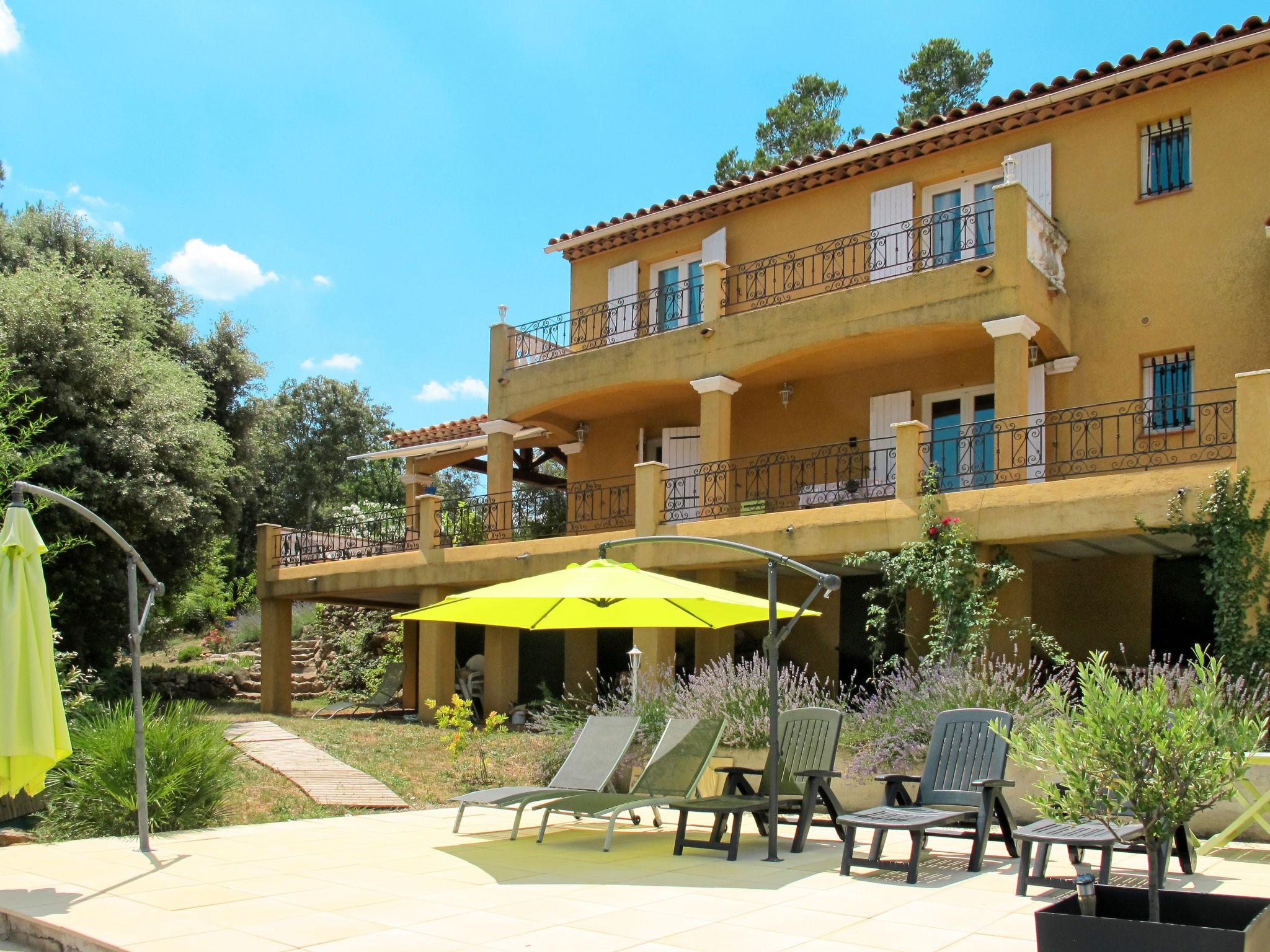 Foto 2 - Casa de 3 habitaciones en Montfort-sur-Argens con piscina privada y jardín