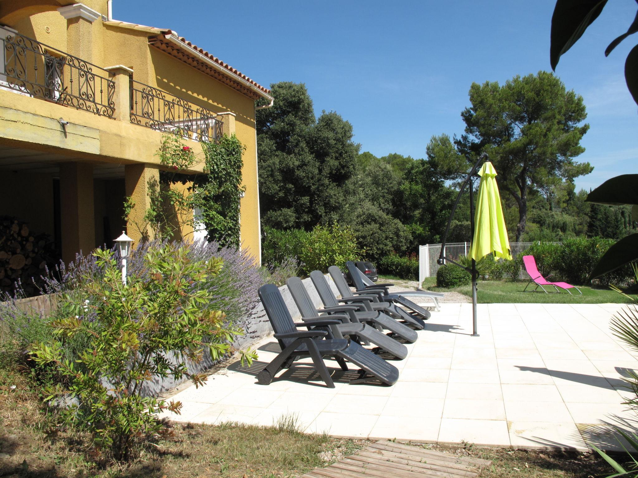 Photo 22 - 3 bedroom House in Montfort-sur-Argens with private pool and garden