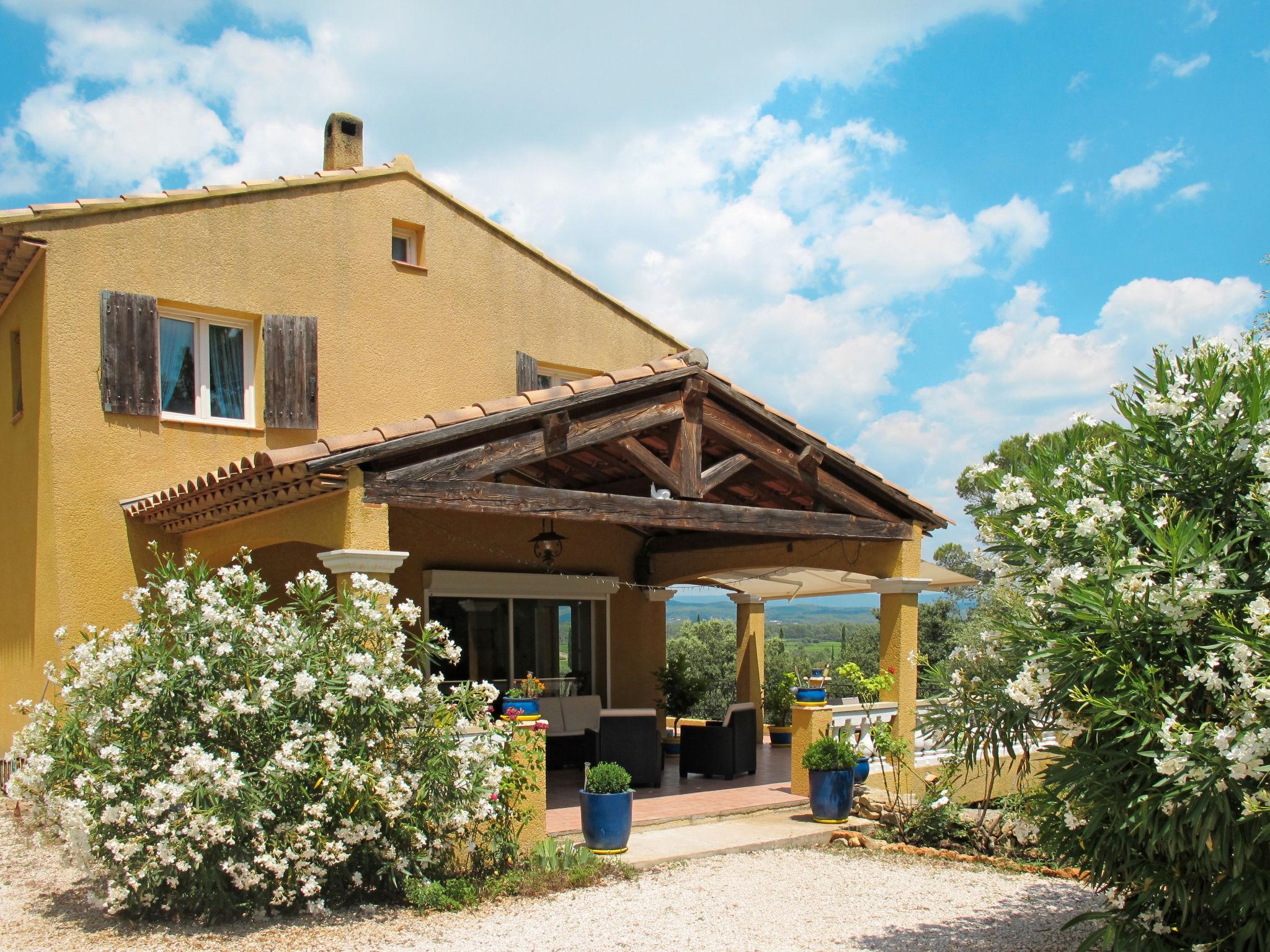 Photo 7 - Maison de 3 chambres à Montfort-sur-Argens avec piscine privée et jardin