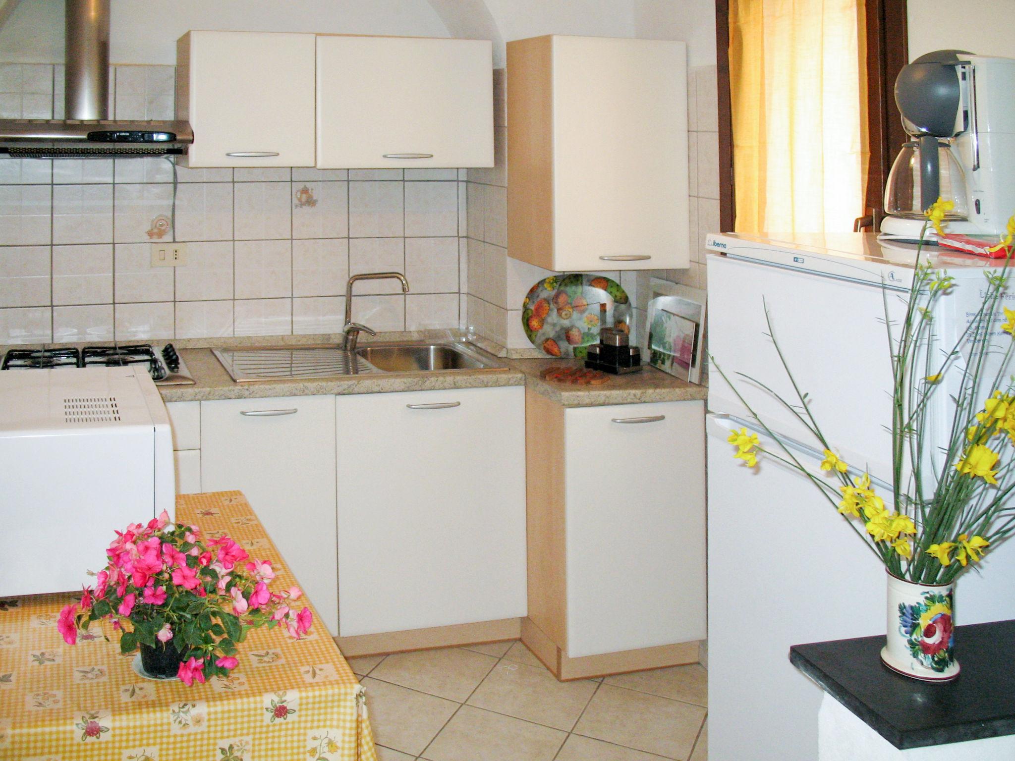 Photo 6 - 1 bedroom Apartment in Dolcedo with garden