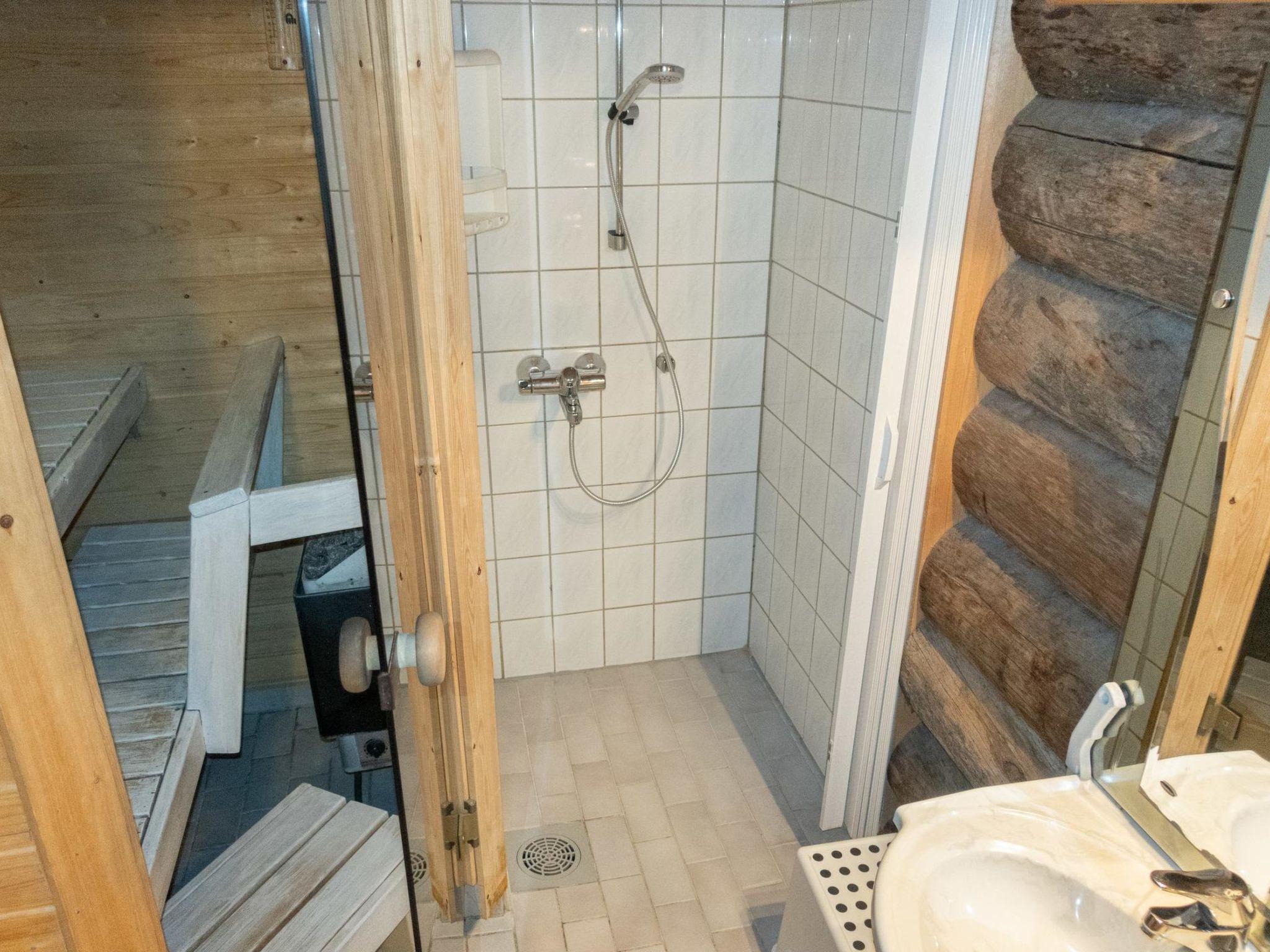 Foto 19 - Haus mit 1 Schlafzimmer in Kittilä mit sauna und blick auf die berge