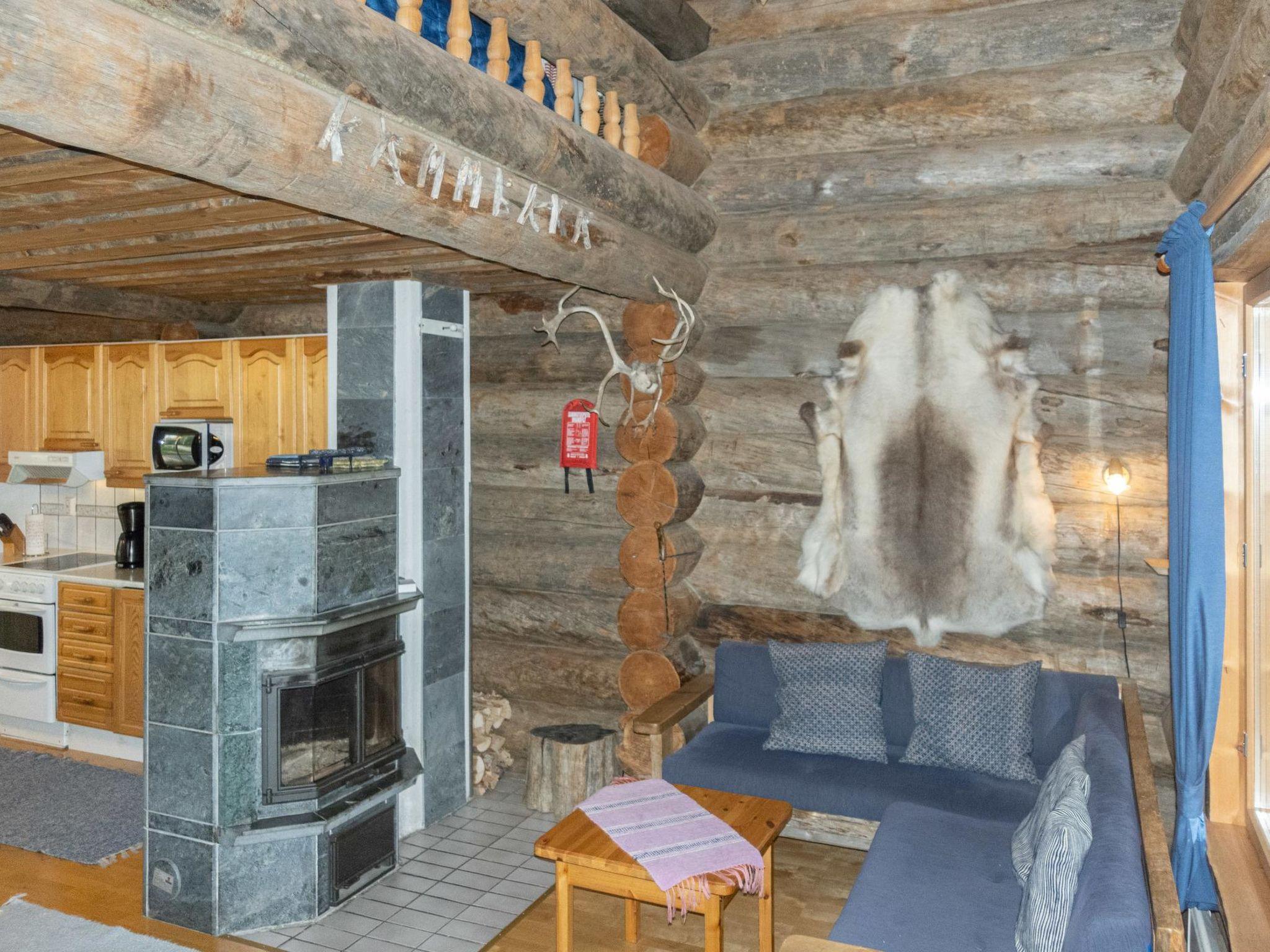 Foto 2 - Casa de 1 habitación en Kittilä con sauna y vistas a la montaña