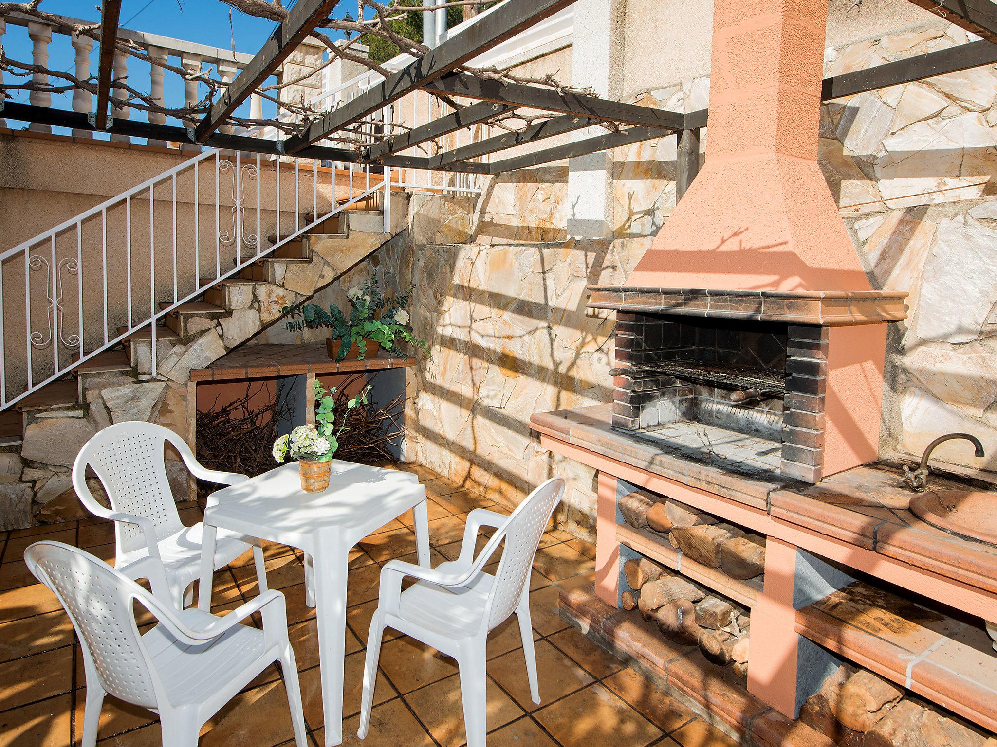 Photo 17 - Maison de 4 chambres à Calafell avec piscine privée et jardin