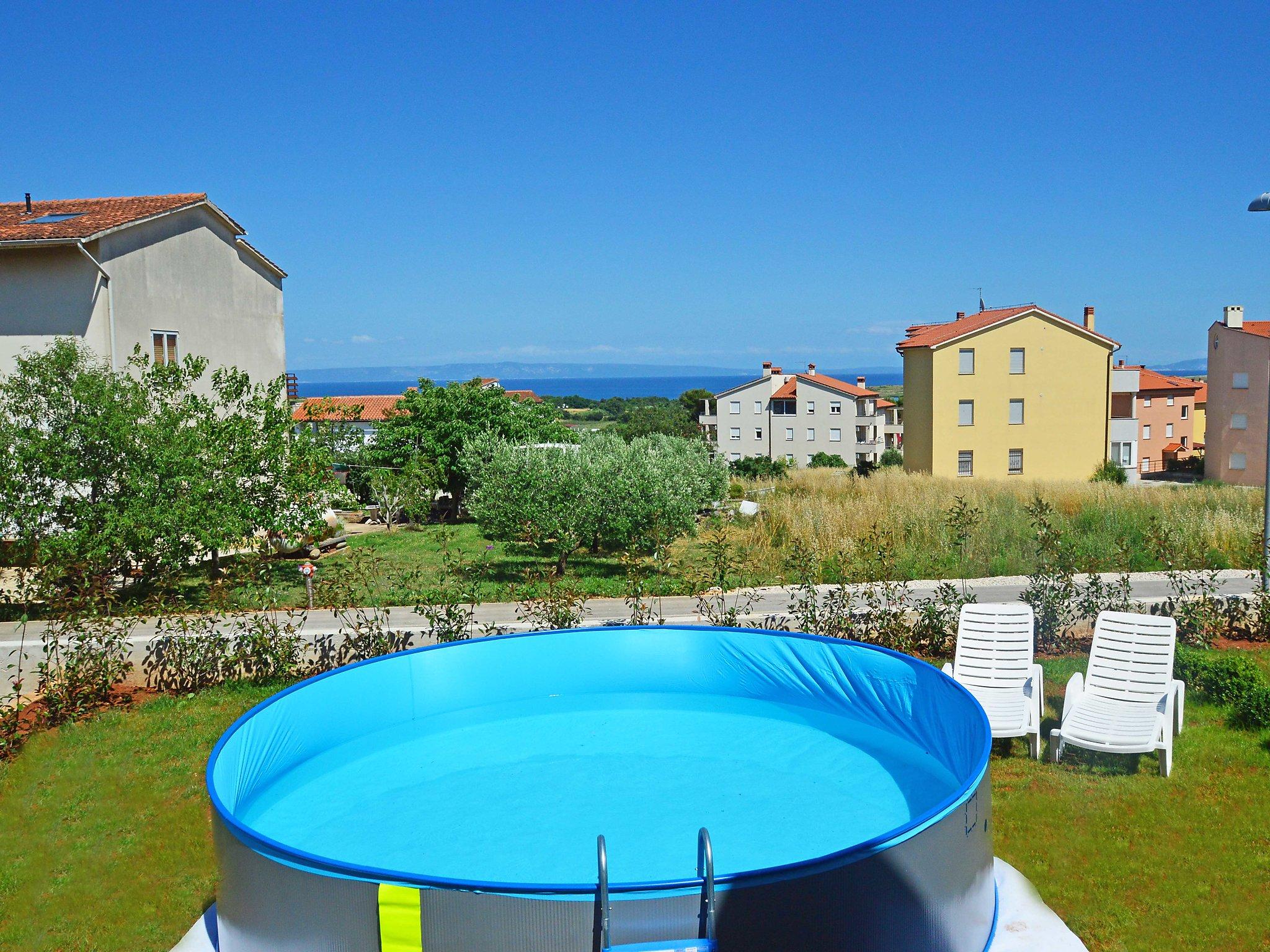 Foto 10 - Appartamento con 2 camere da letto a Ližnjan con piscina privata e giardino