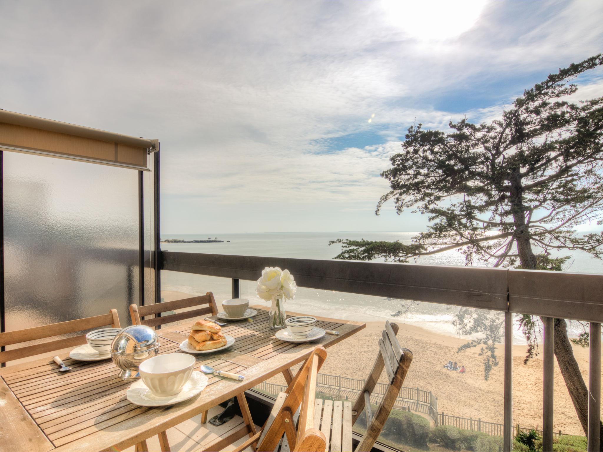 Photo 13 - Apartment in Saint-Palais-sur-Mer with terrace and sea view