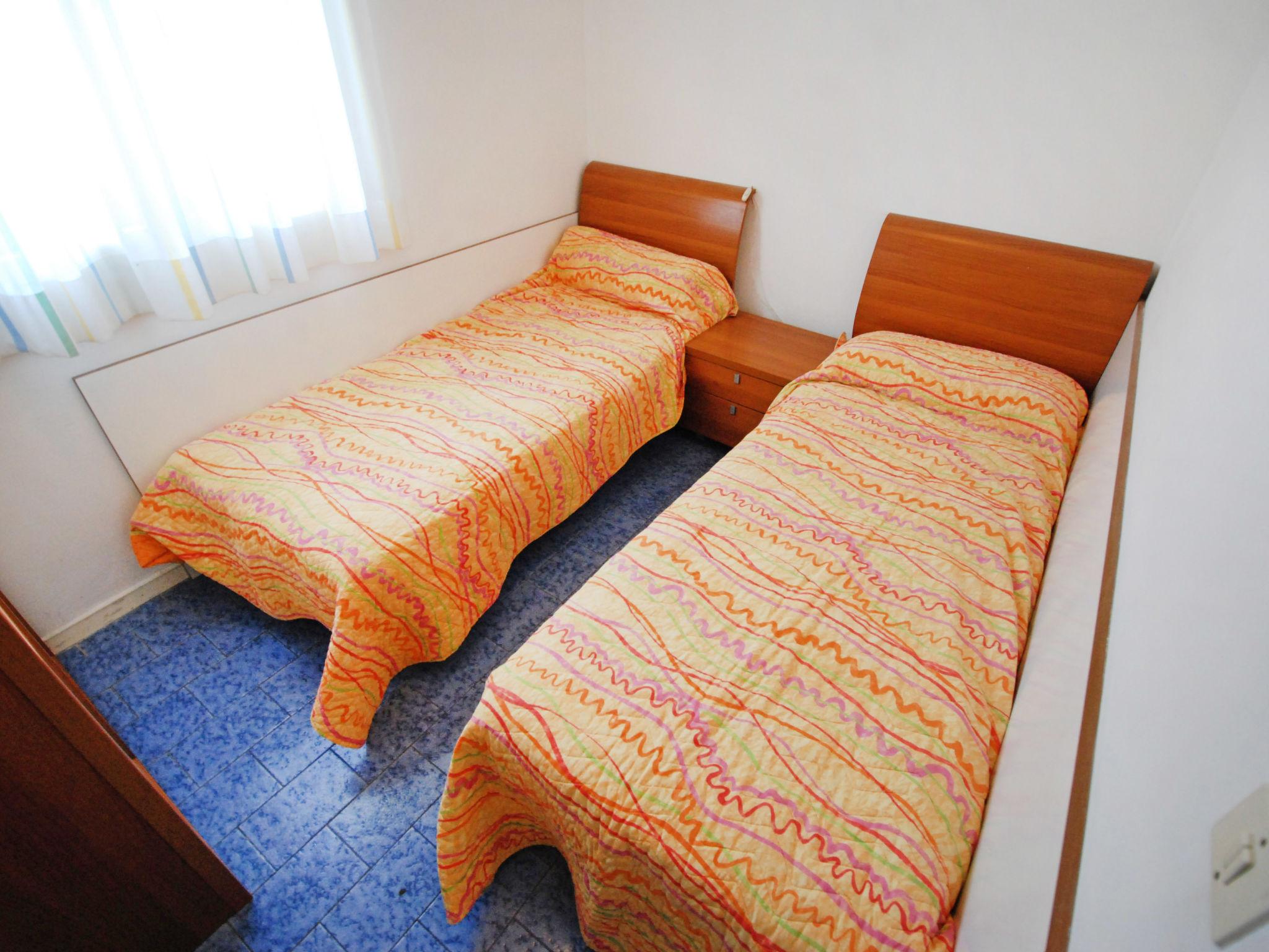 Foto 4 - Appartamento con 2 camere da letto a San Michele al Tagliamento con piscina e vista mare