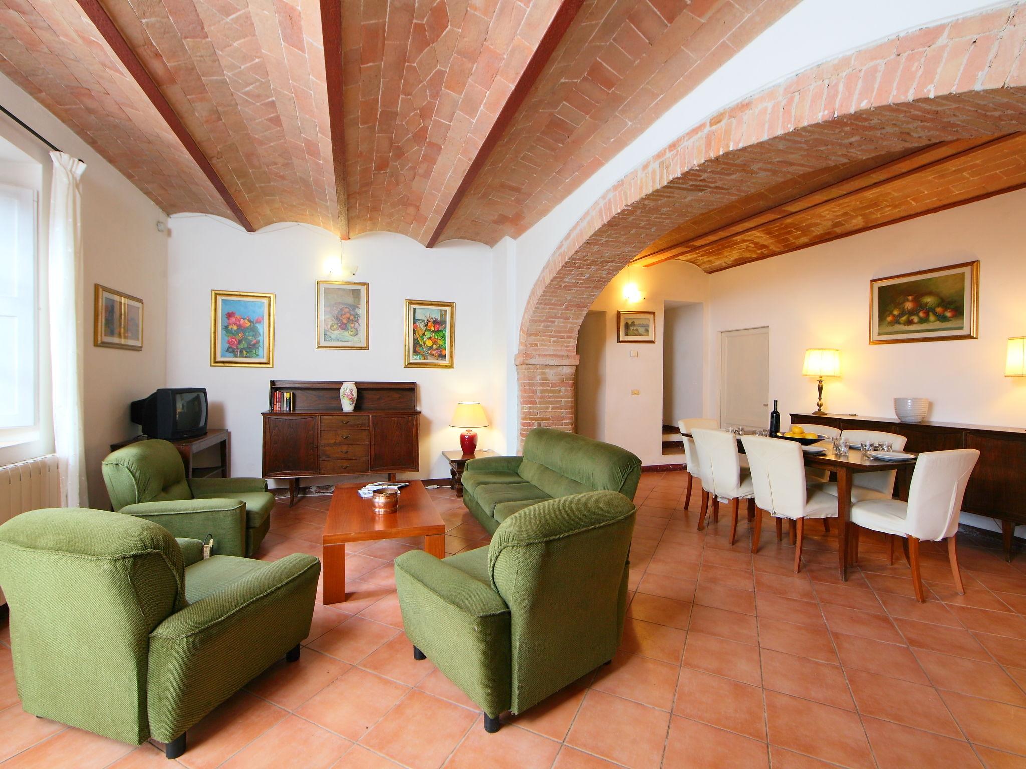 Photo 6 - 3 bedroom Apartment in Sovicille with swimming pool and garden