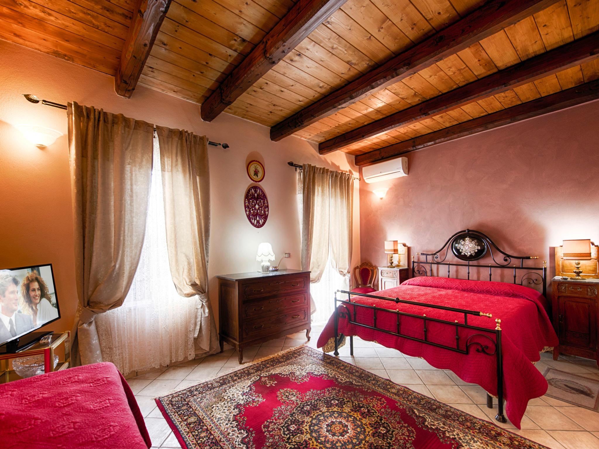 Photo 11 - 4 bedroom House in San Damiano d'Asti with private pool and garden