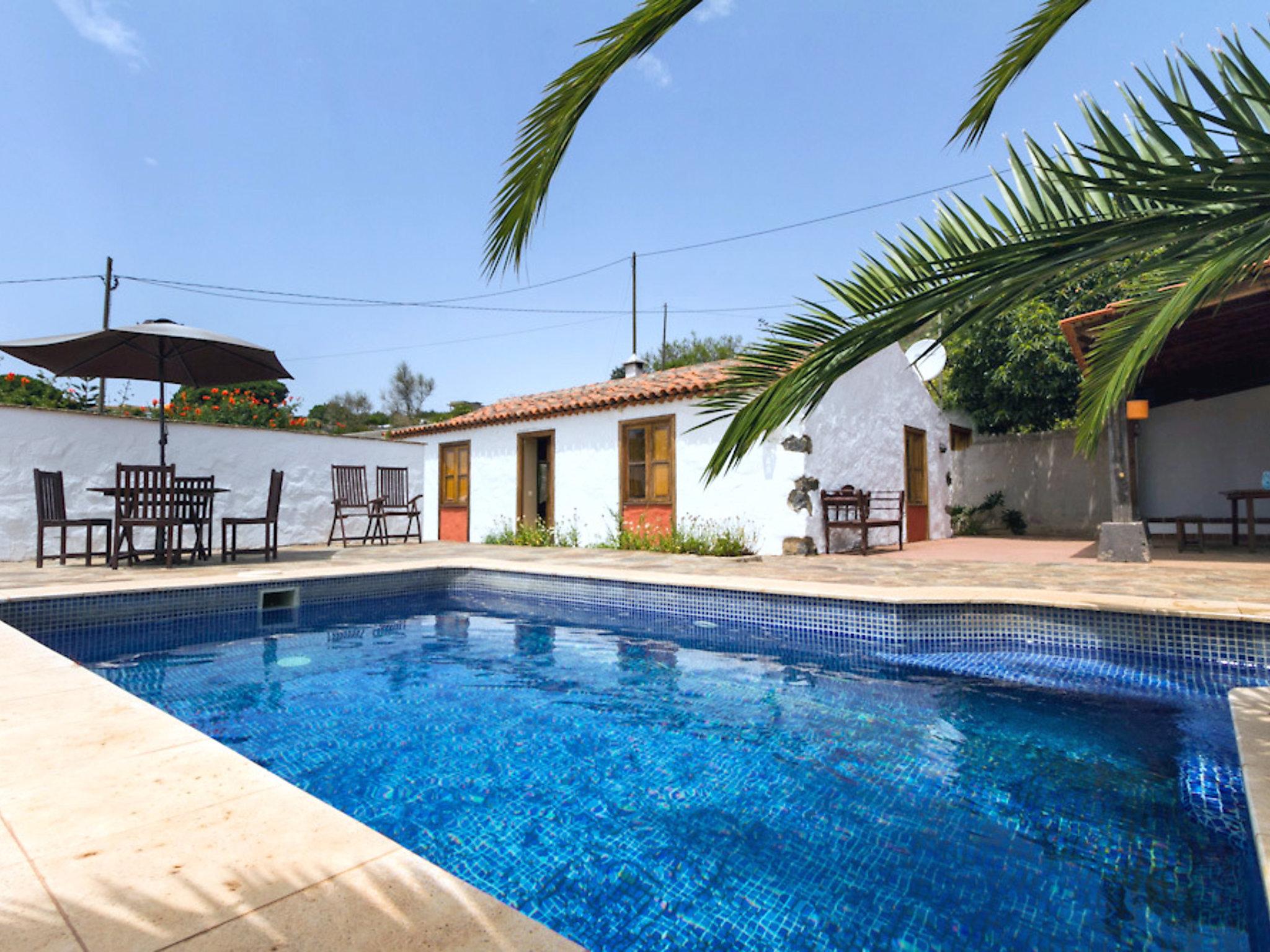 Foto 1 - Casa con 2 camere da letto a El Rosario con piscina privata e giardino