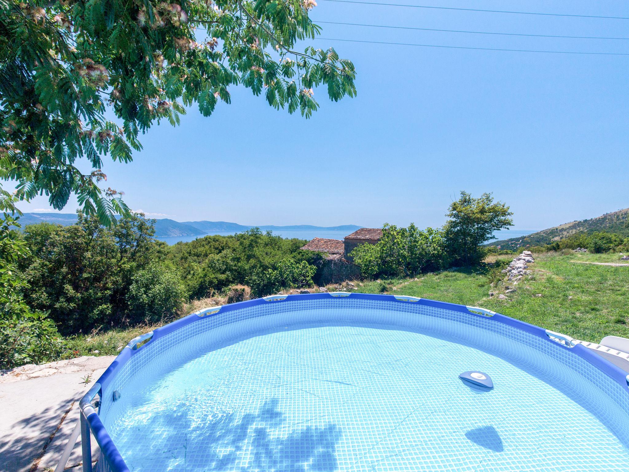 Foto 5 - Apartment mit 2 Schlafzimmern in Kršan mit privater pool und blick aufs meer