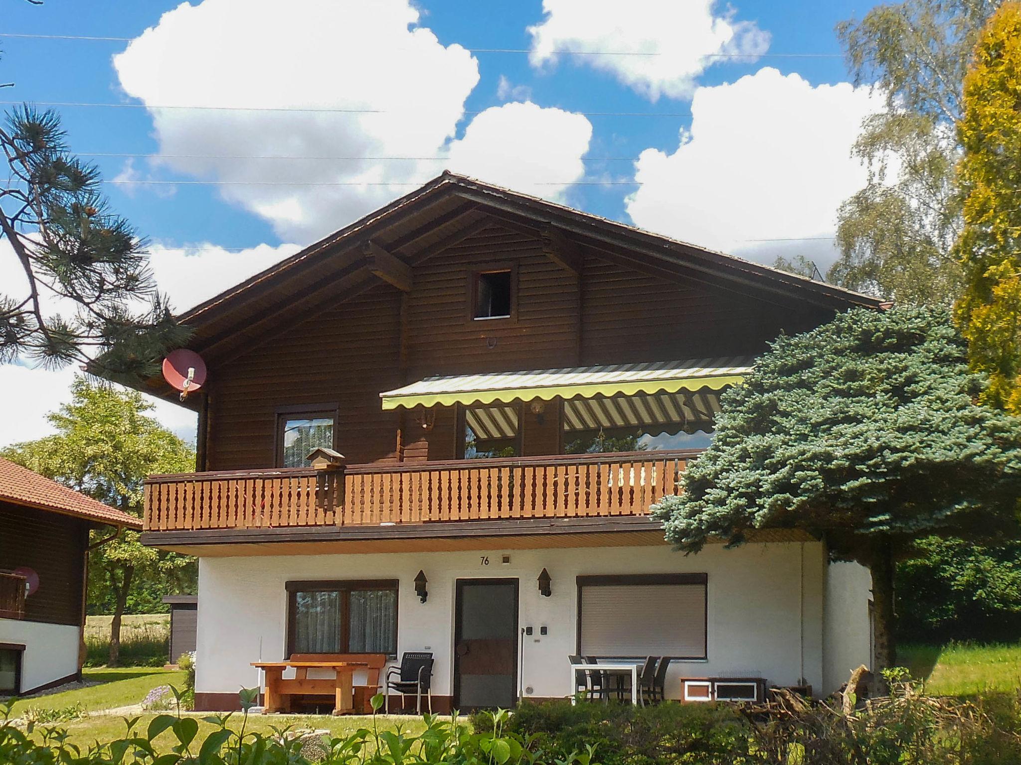 Photo 1 - Appartement de 3 chambres à Arrach avec terrasse et vues sur la montagne