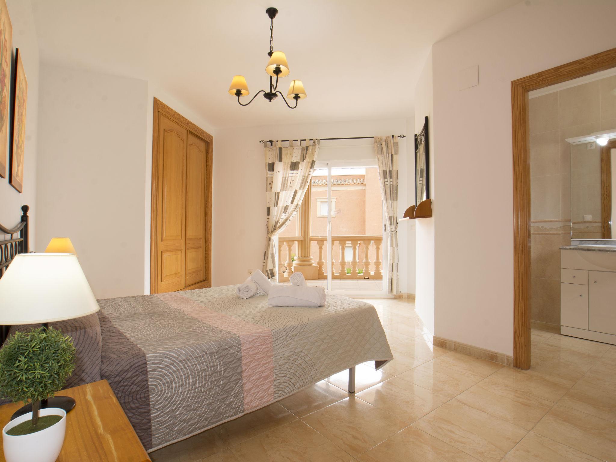 Photo 10 - 5 bedroom House in Calp with private pool and sea view