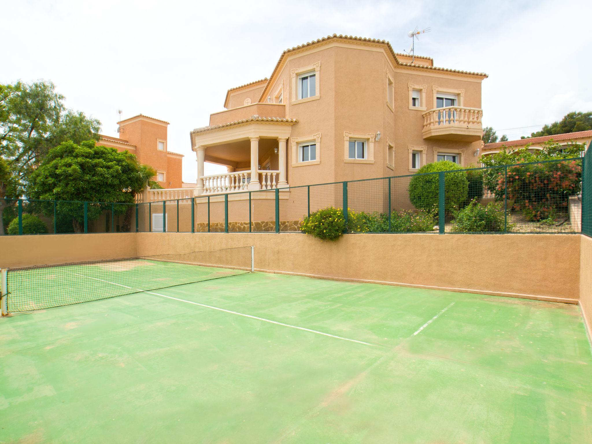 Foto 28 - Casa de 5 quartos em Calp com piscina privada e vistas do mar