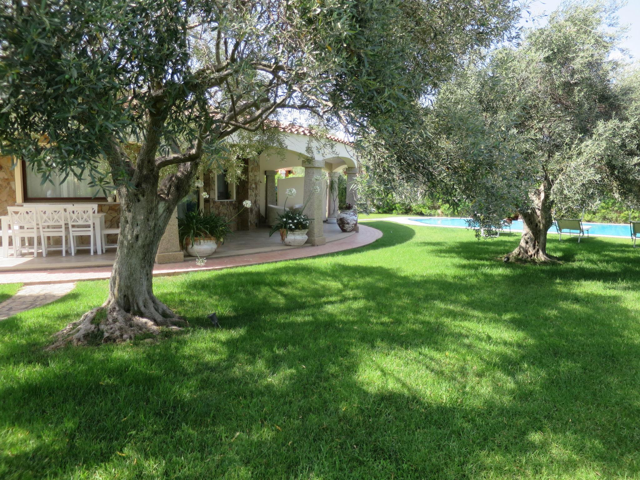 Photo 1 - Maison de 3 chambres à Muravera avec piscine privée et jardin