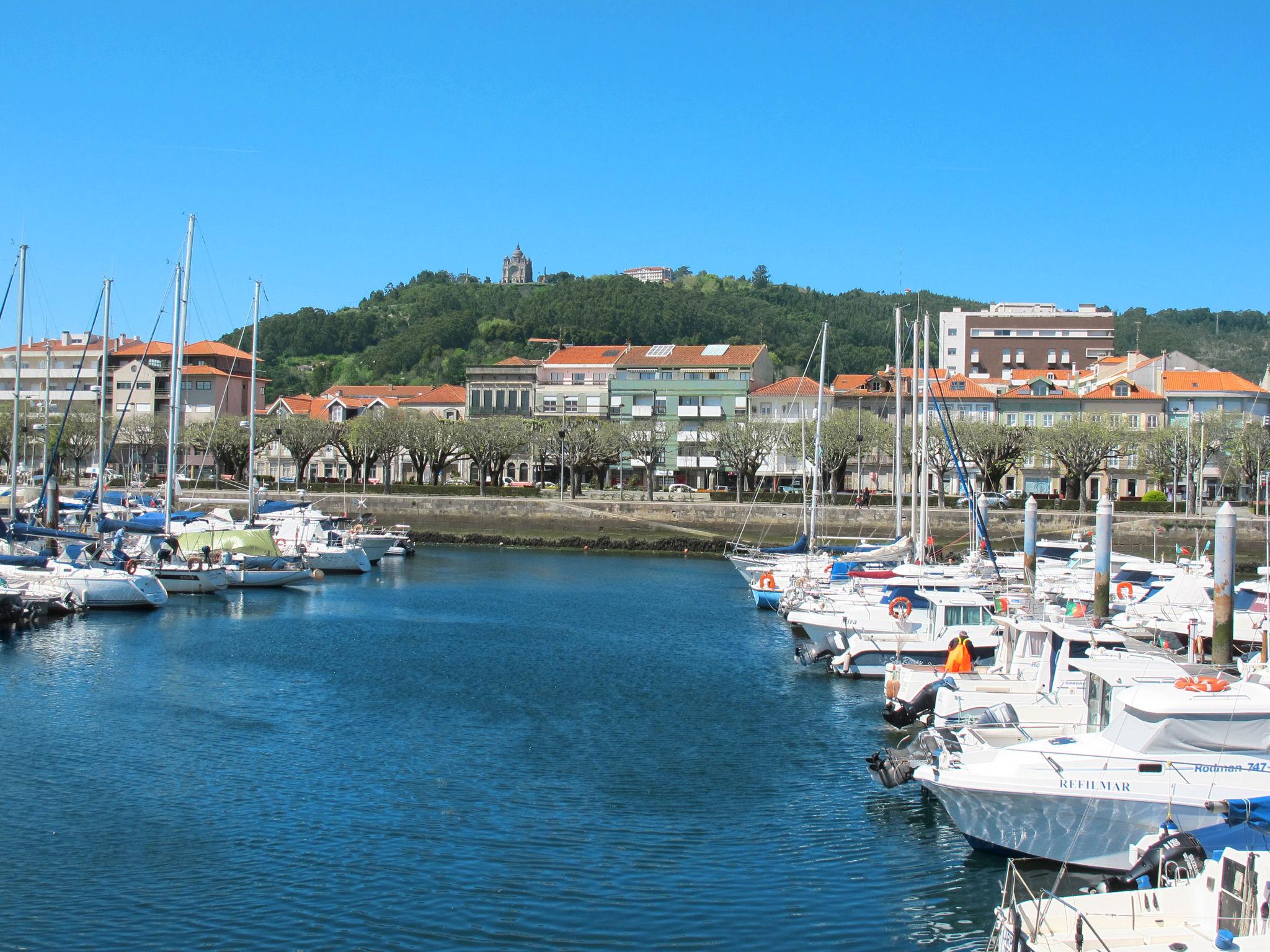 Photo 46 - Maison de 4 chambres à Viana do Castelo avec piscine privée et vues à la mer