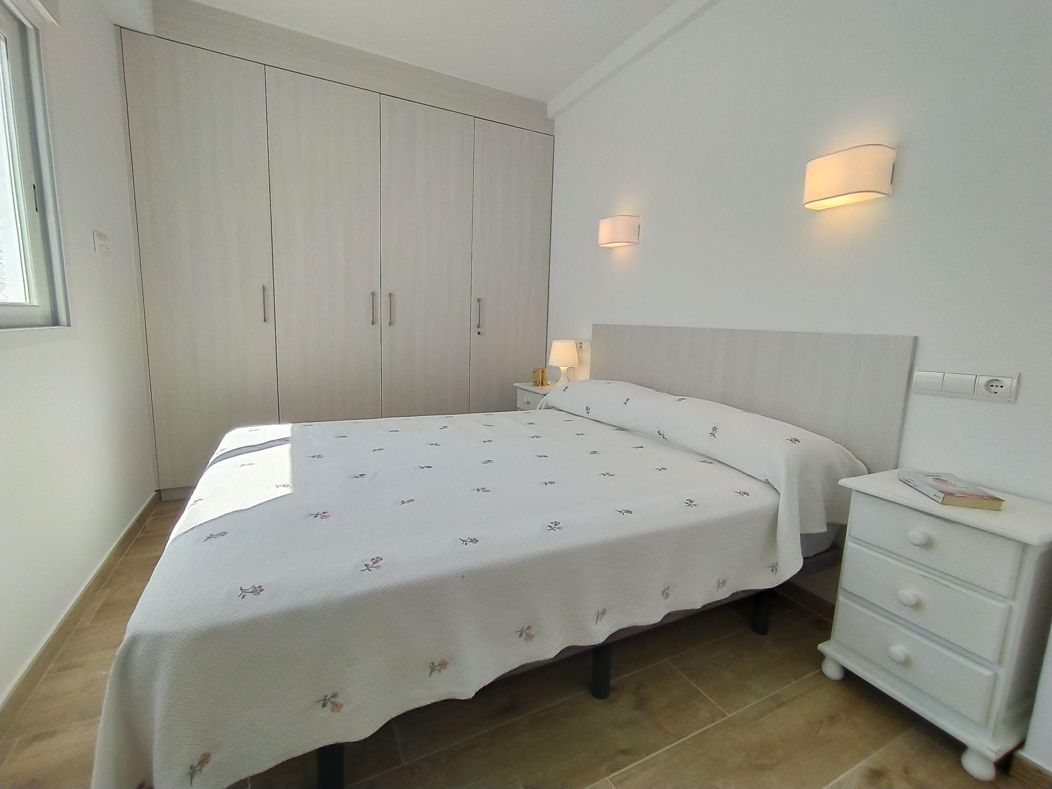 Foto 4 - Appartamento con 3 camere da letto a Benidorm con terrazza