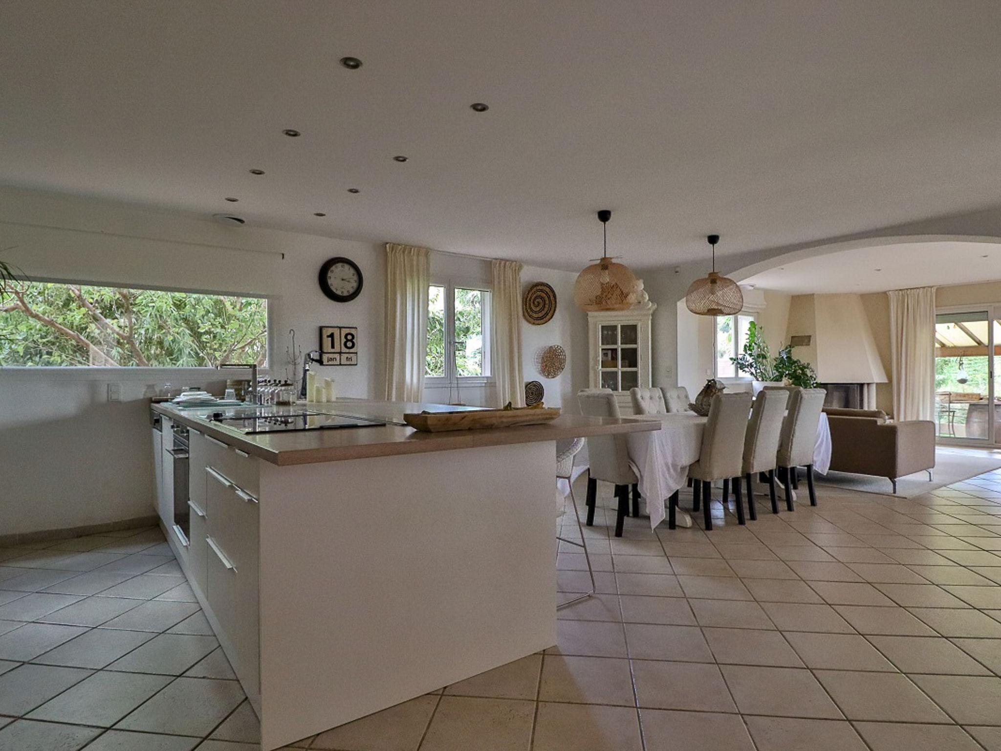 Photo 8 - Maison de 3 chambres à Thézan-lès-Béziers avec piscine privée et jardin