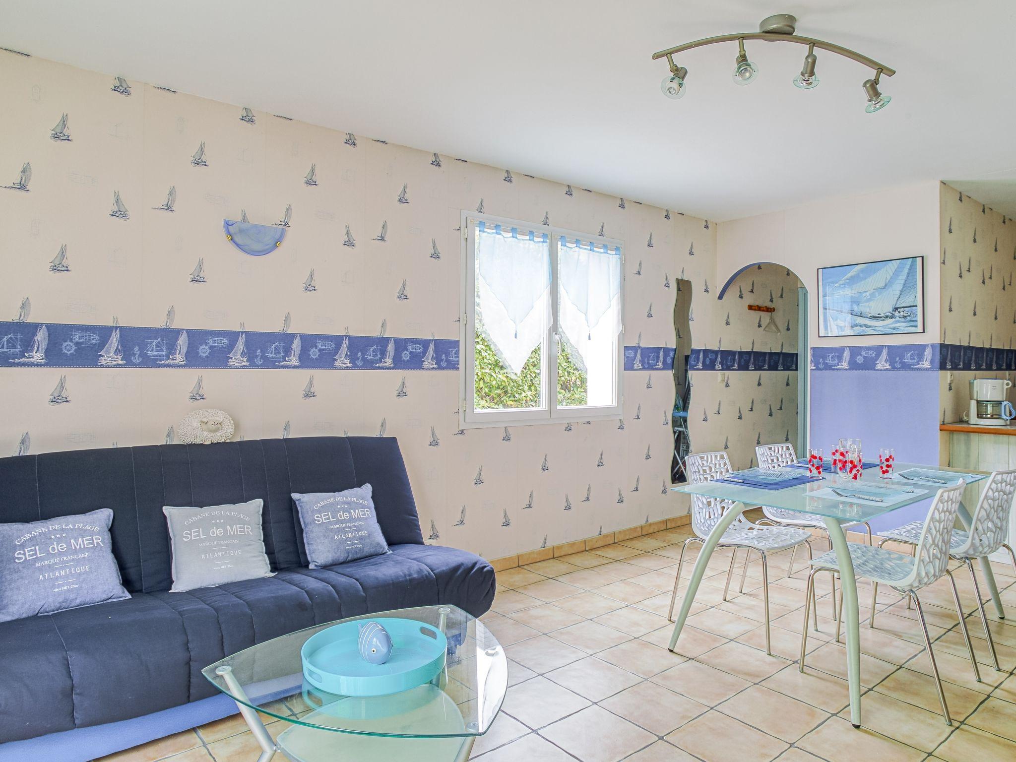Photo 7 - 2 bedroom House in Saint-Coulomb with terrace and sea view