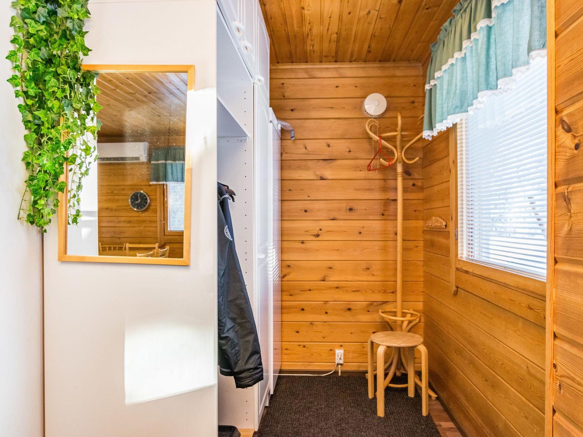 Foto 19 - Casa de 1 habitación en Hyrynsalmi con sauna