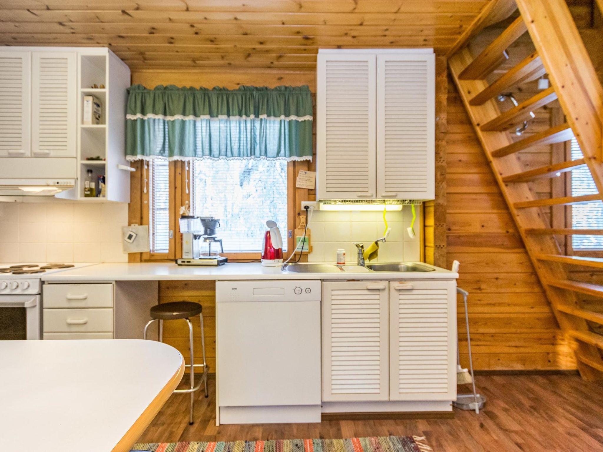 Photo 10 - Maison de 1 chambre à Hyrynsalmi avec sauna