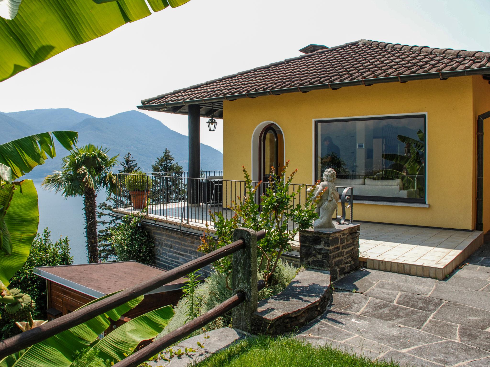 Foto 6 - Casa de 2 habitaciones en Ronco sopra Ascona con piscina privada y vistas a la montaña