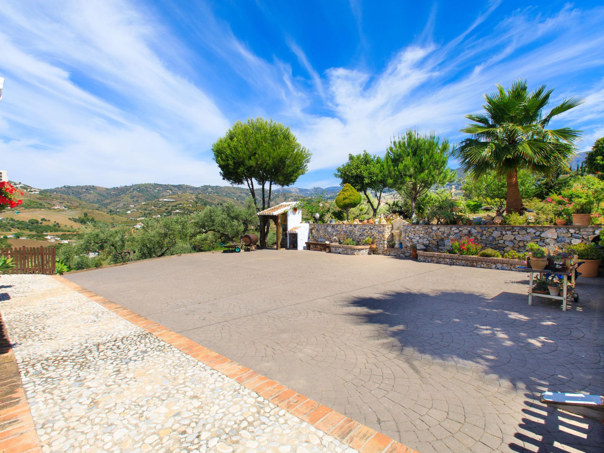 Foto 20 - Casa de 3 quartos em Frigiliana com piscina privada e jardim