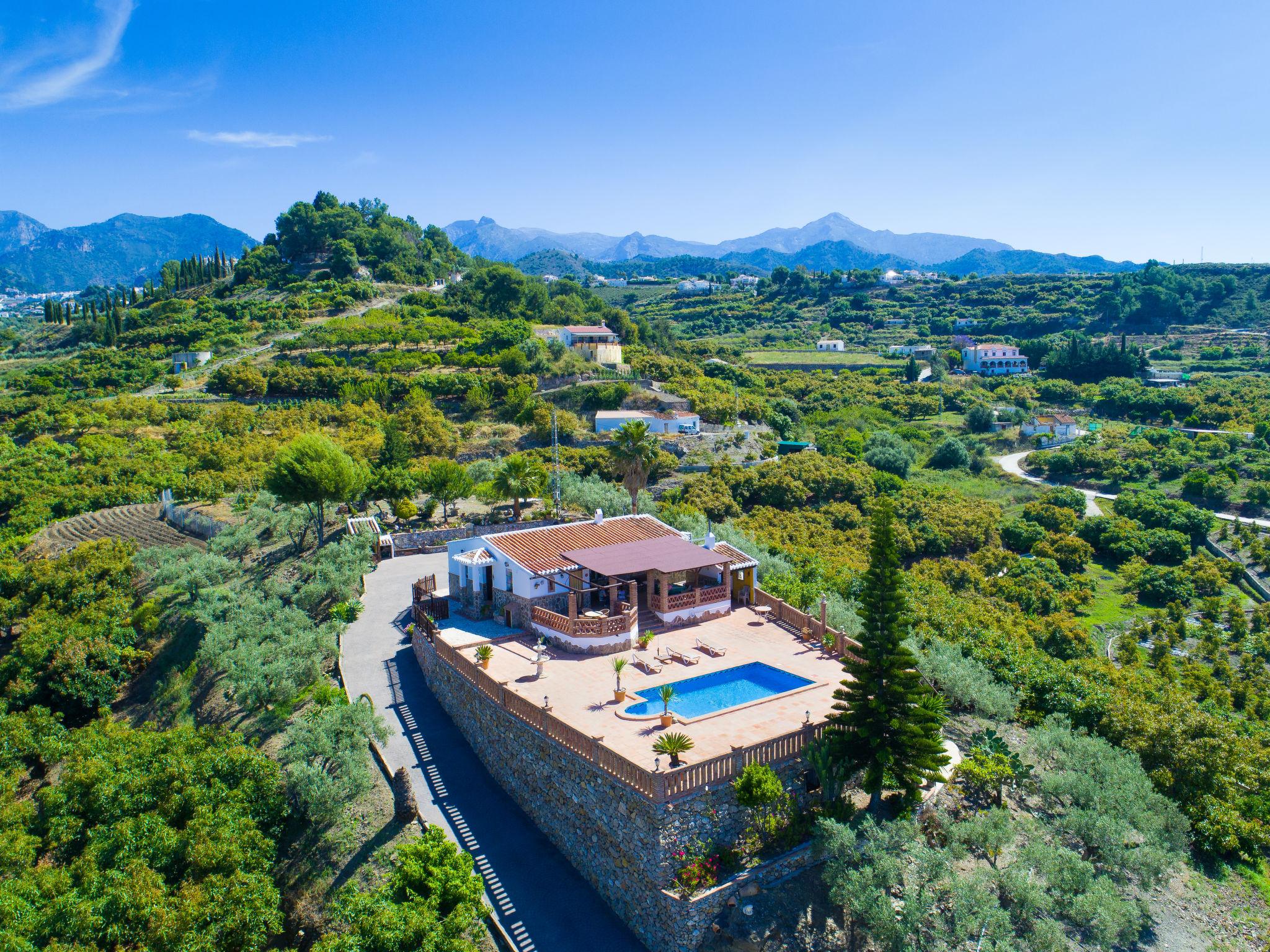 Foto 15 - Casa de 3 quartos em Frigiliana com piscina privada e vistas do mar