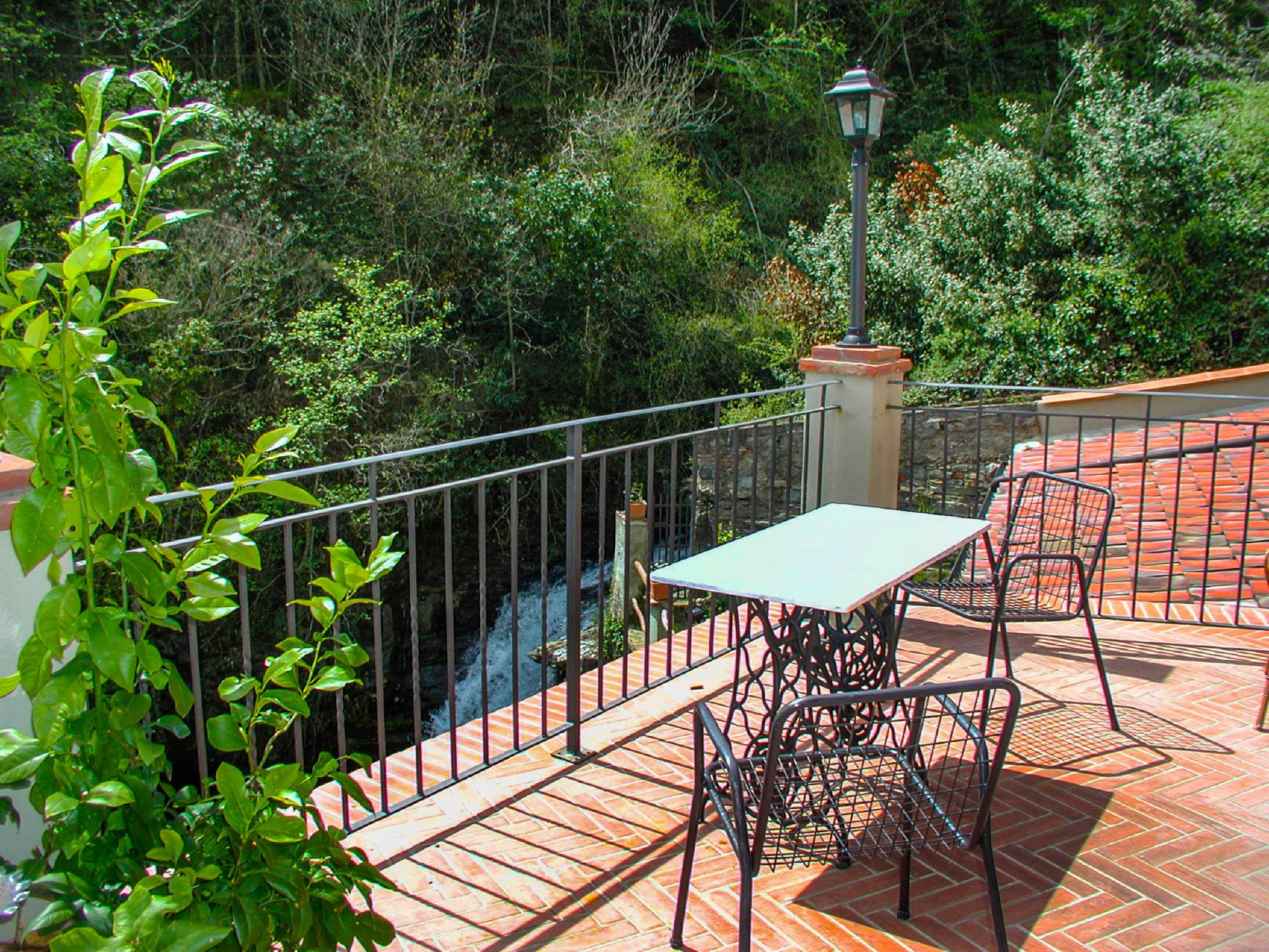 Photo 36 - Maison de 5 chambres à Loro Ciuffenna avec piscine privée et jardin