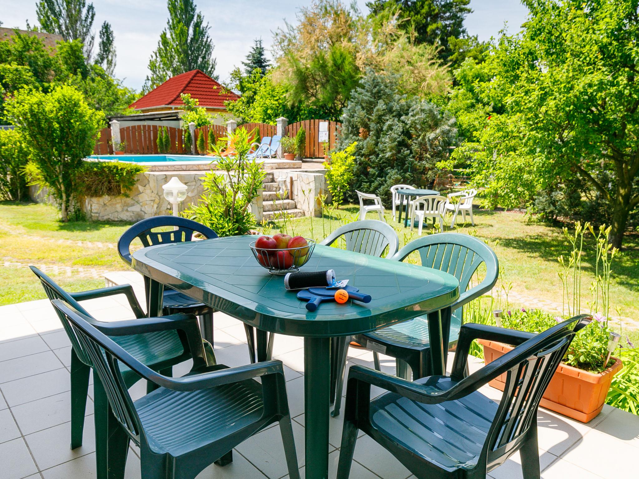 Foto 3 - Appartamento con 3 camere da letto a Zamárdi con piscina e giardino