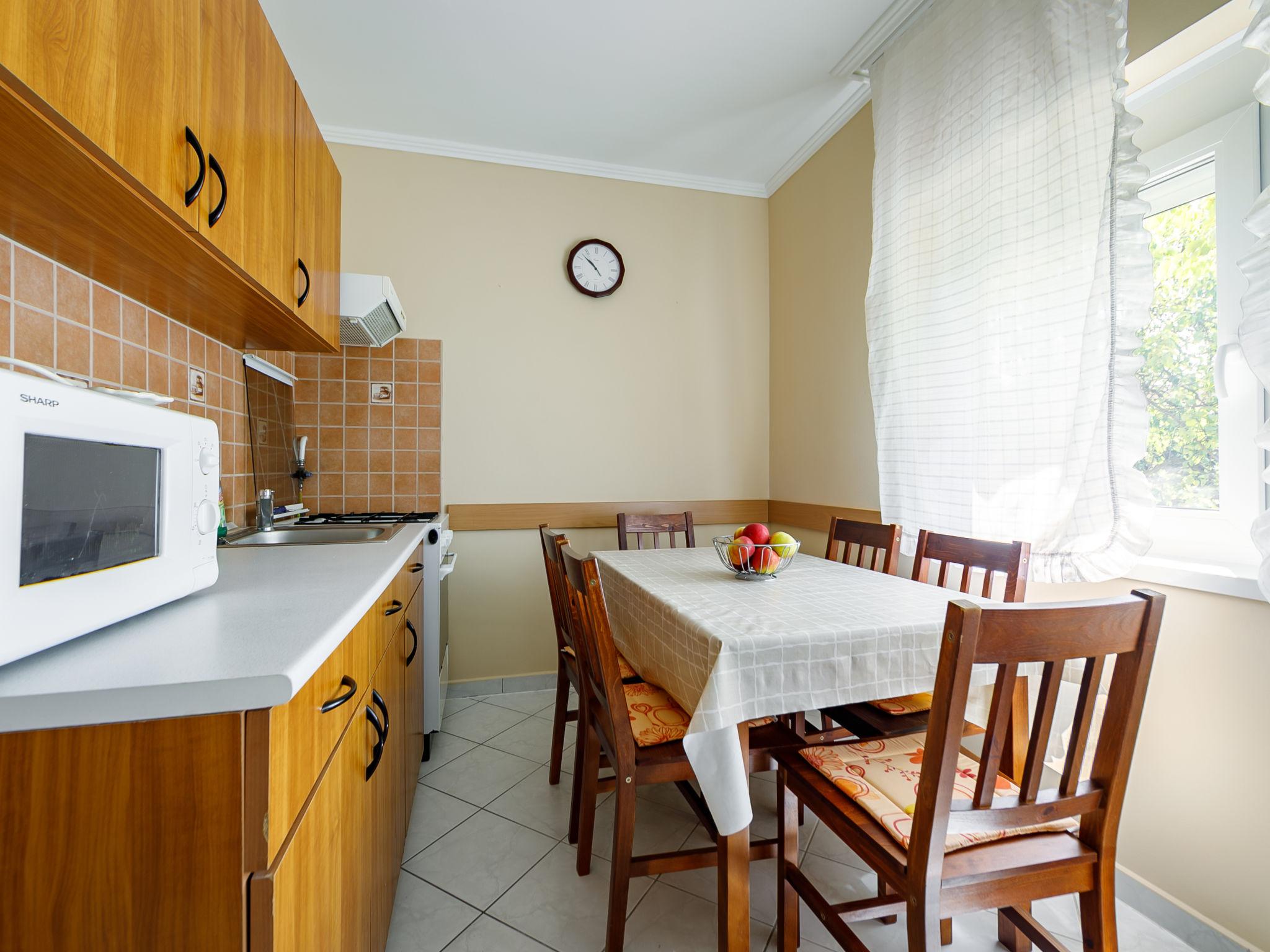 Photo 6 - 3 bedroom Apartment in Zamárdi with swimming pool and garden