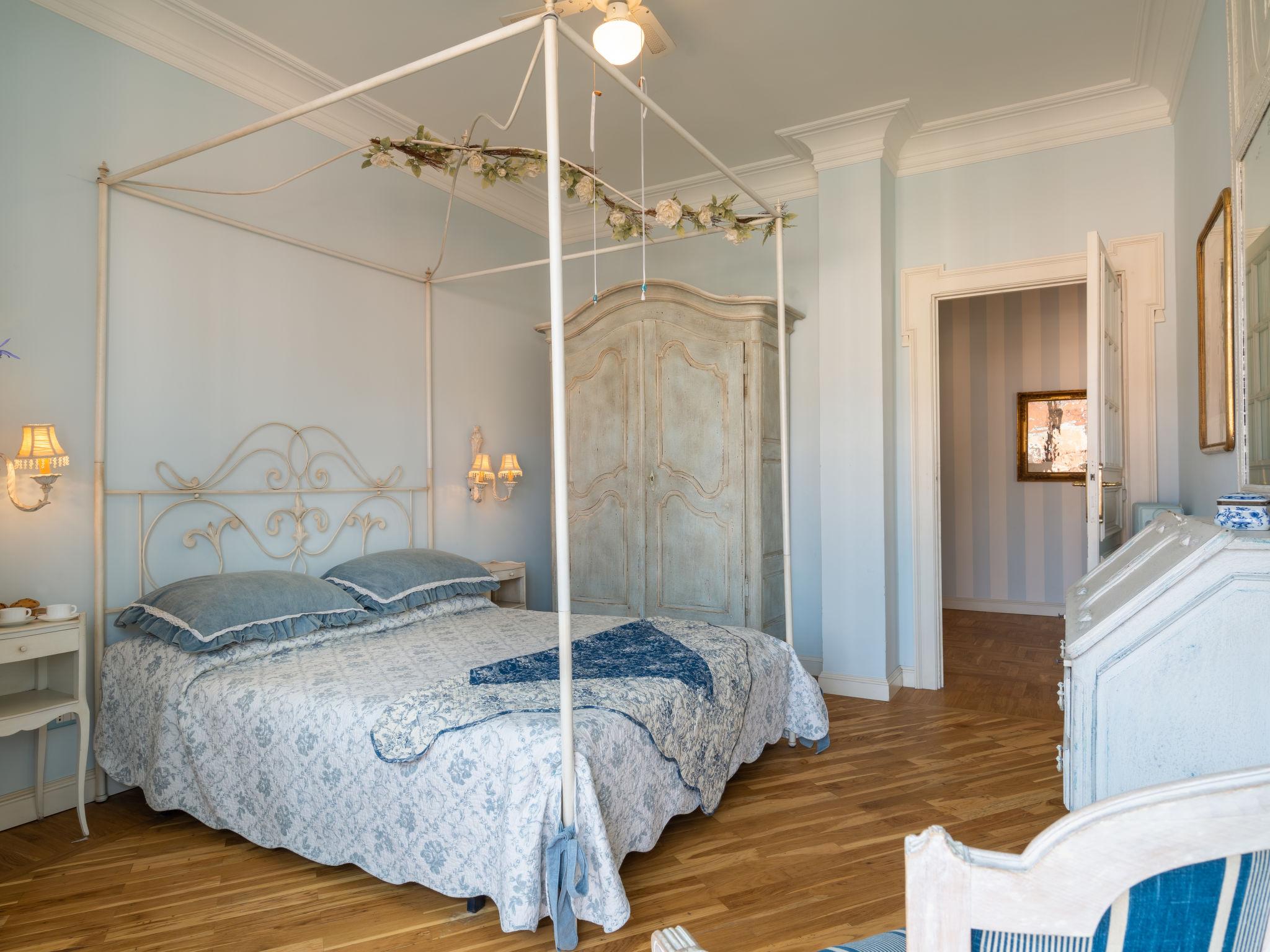 Foto 10 - Apartamento de 1 habitación en Riva Ligure con vistas al mar