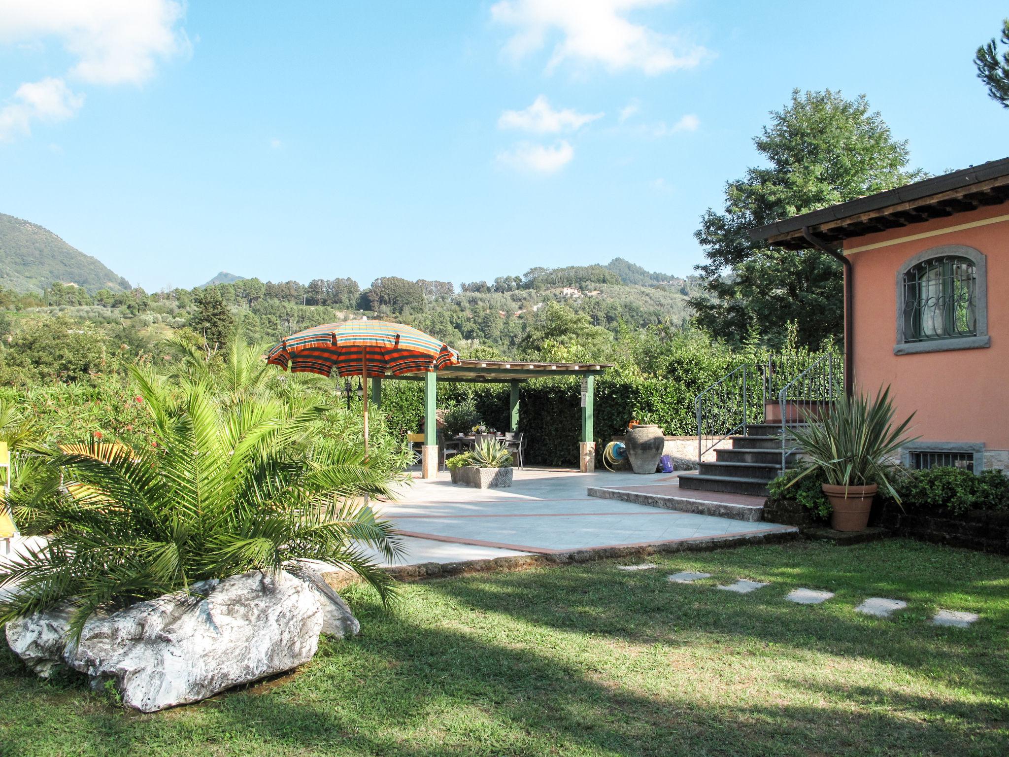 Photo 31 - 3 bedroom House in Camaiore with private pool and garden