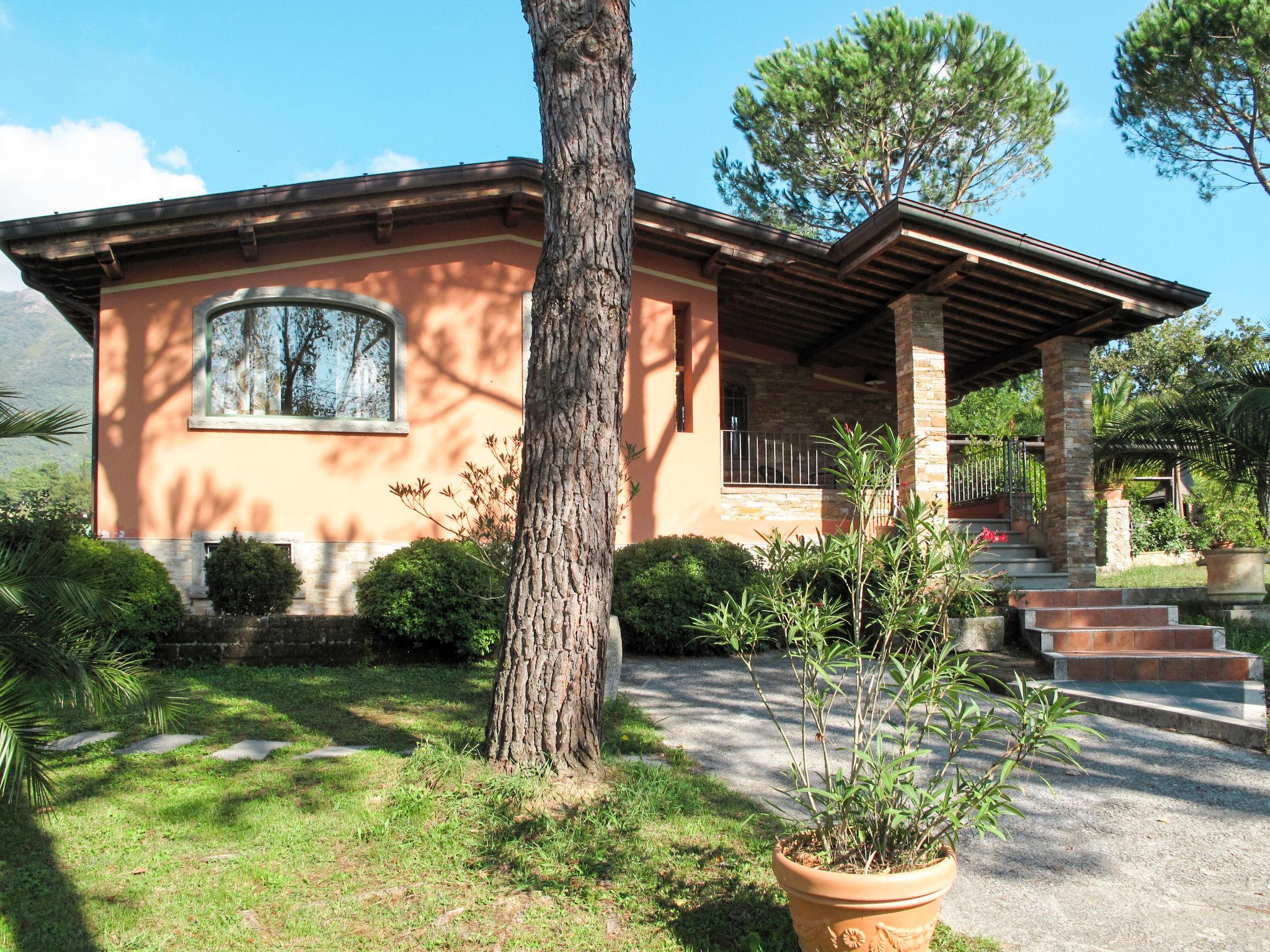 Photo 22 - 3 bedroom House in Camaiore with private pool and garden