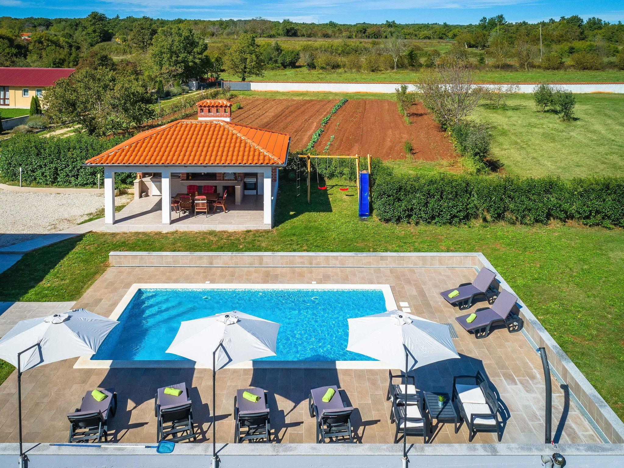 Photo 32 - Maison de 3 chambres à Marčana avec piscine privée et vues à la mer