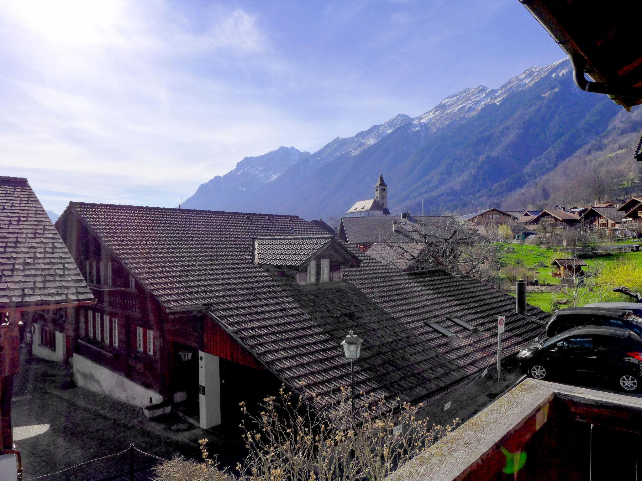 Foto 8 - Casa de 1 habitación en Brienz con vistas a la montaña