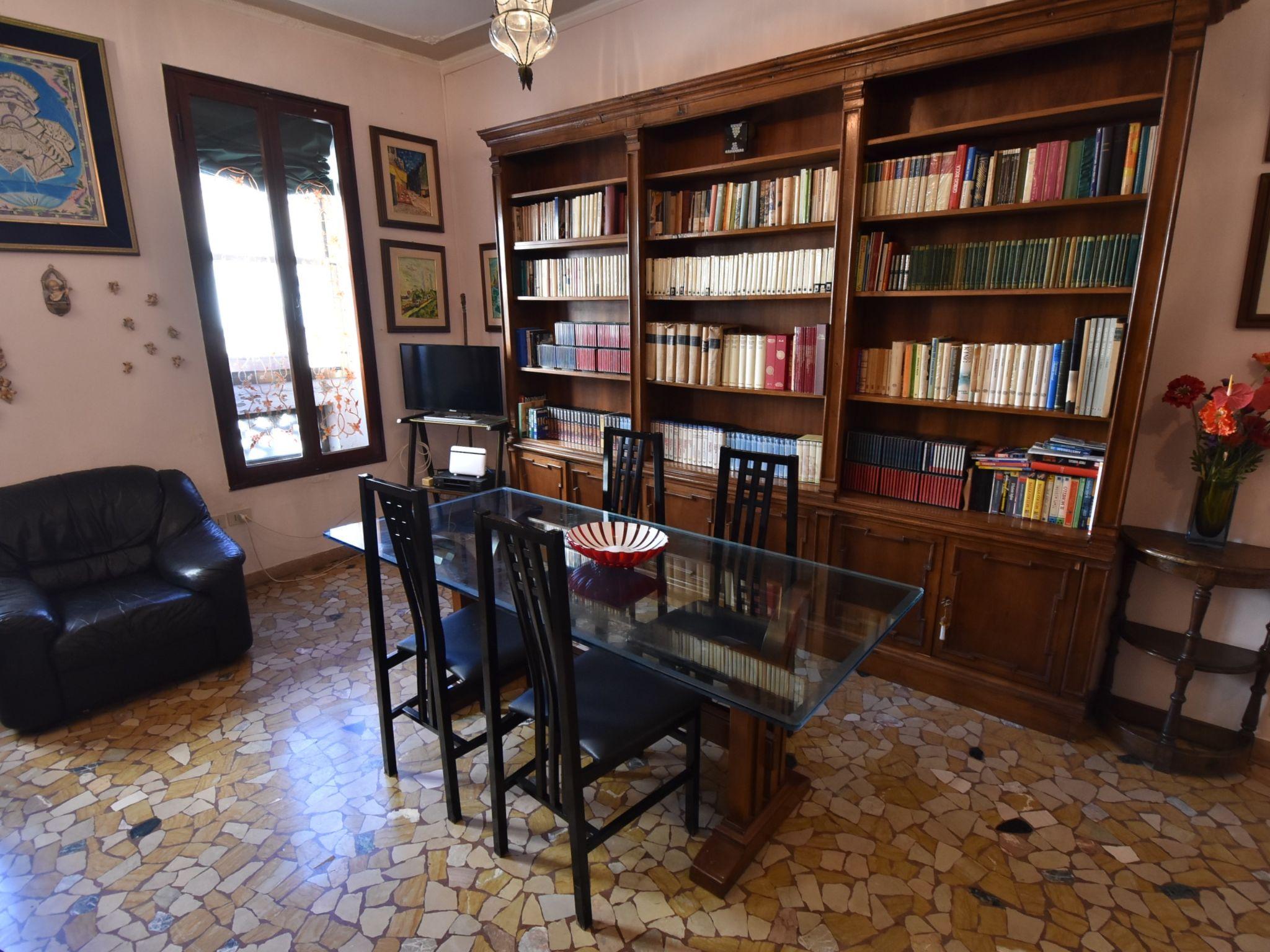 Foto 6 - Apartamento de 3 habitaciones en Venecia