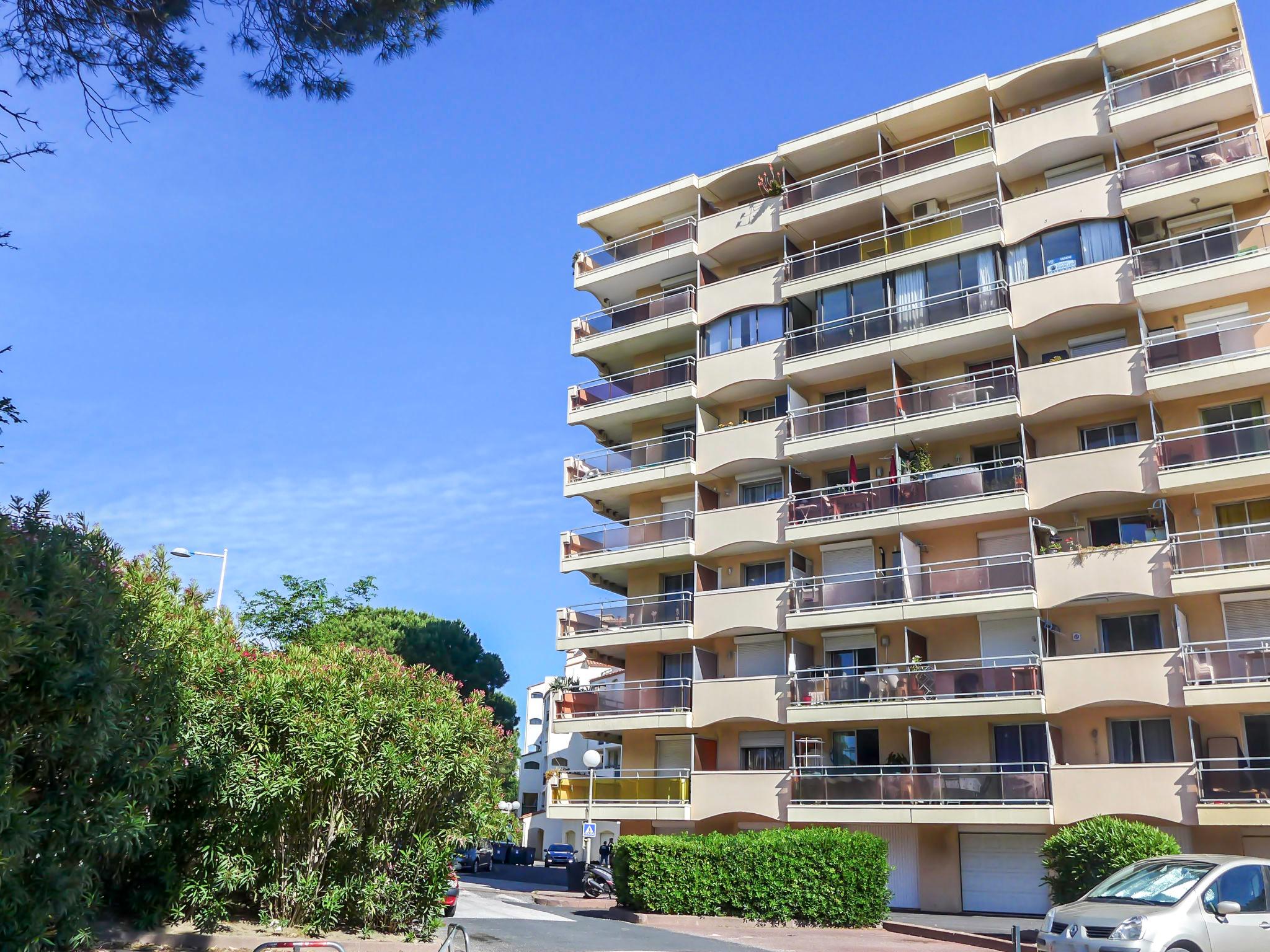 Foto 16 - Apartamento de 1 habitación en Canet-en-Roussillon con terraza